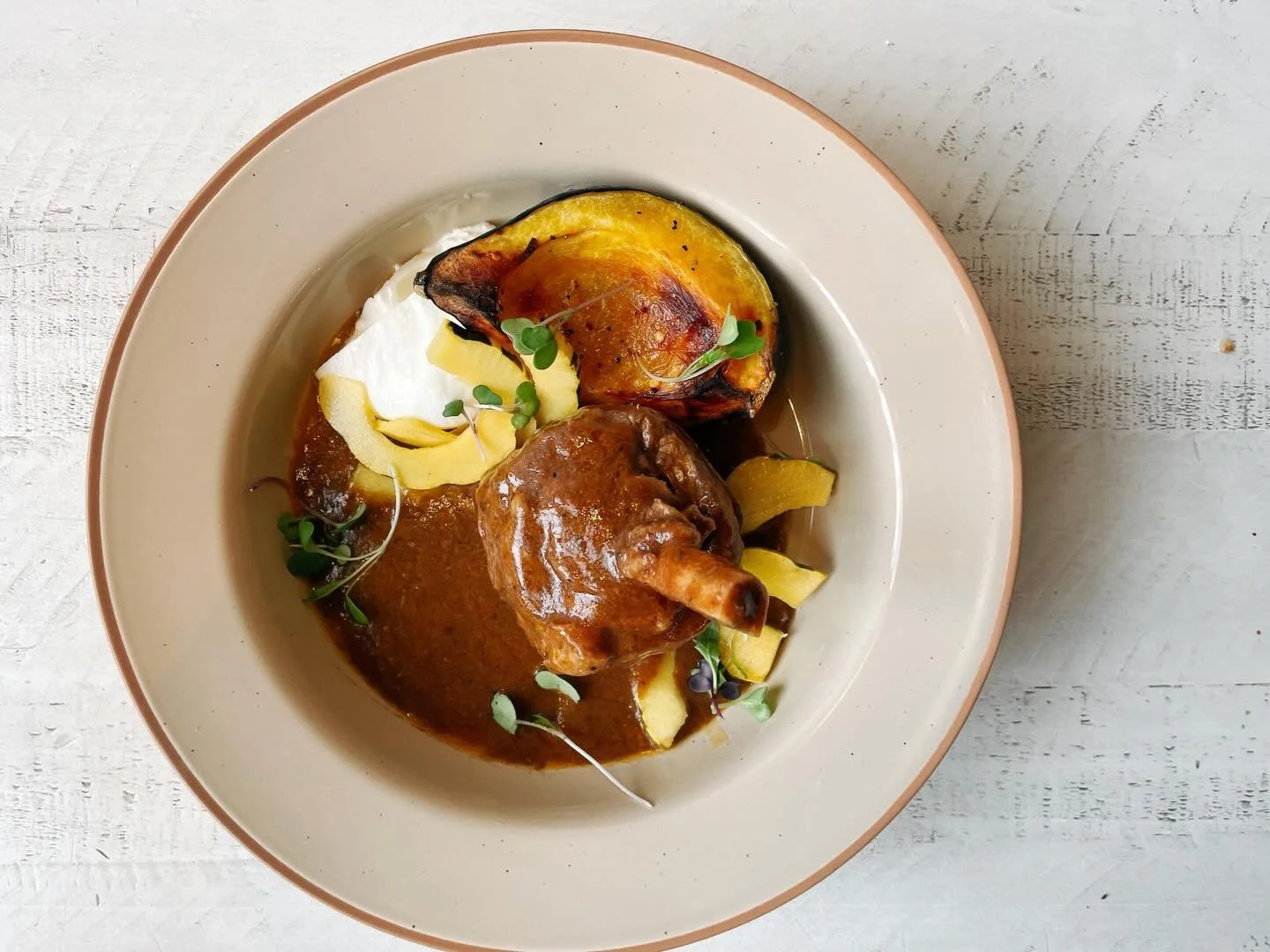 Last couple days to try our beef short rib lolly with calabrian chile beef au jus, roasted acorn squash, pickled delicata squash, burrata