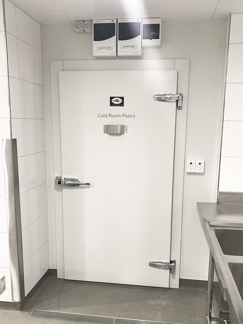 InterContinental_Hotel_Perth_Pastry_Coolroom.jpg