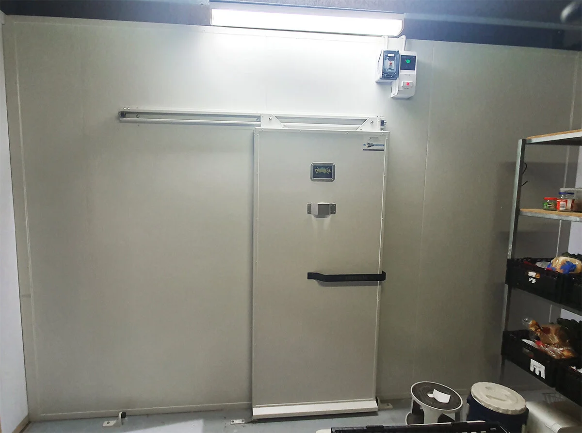 small_storage_coolroom_sliding_door.jpg