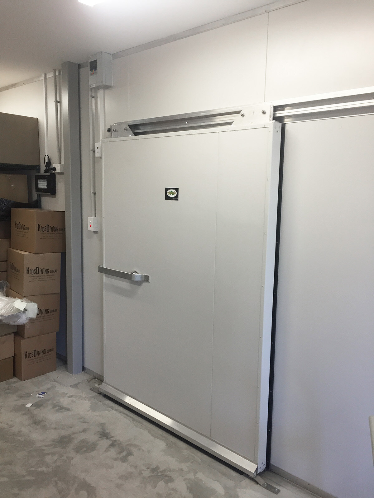 Bar_Keg_Chiller_Coolroom_Sliding_Door.jpg