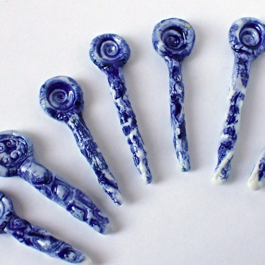 Spoons for the salt pots in my last post - lovely in the hand and the perfect size for a helping of salt. ⁠
These pieces, along with jewellery and other ceramic tableware, will be available at the Wonderworks Contemporary Craft Fair, Jubilee Hall, Ch