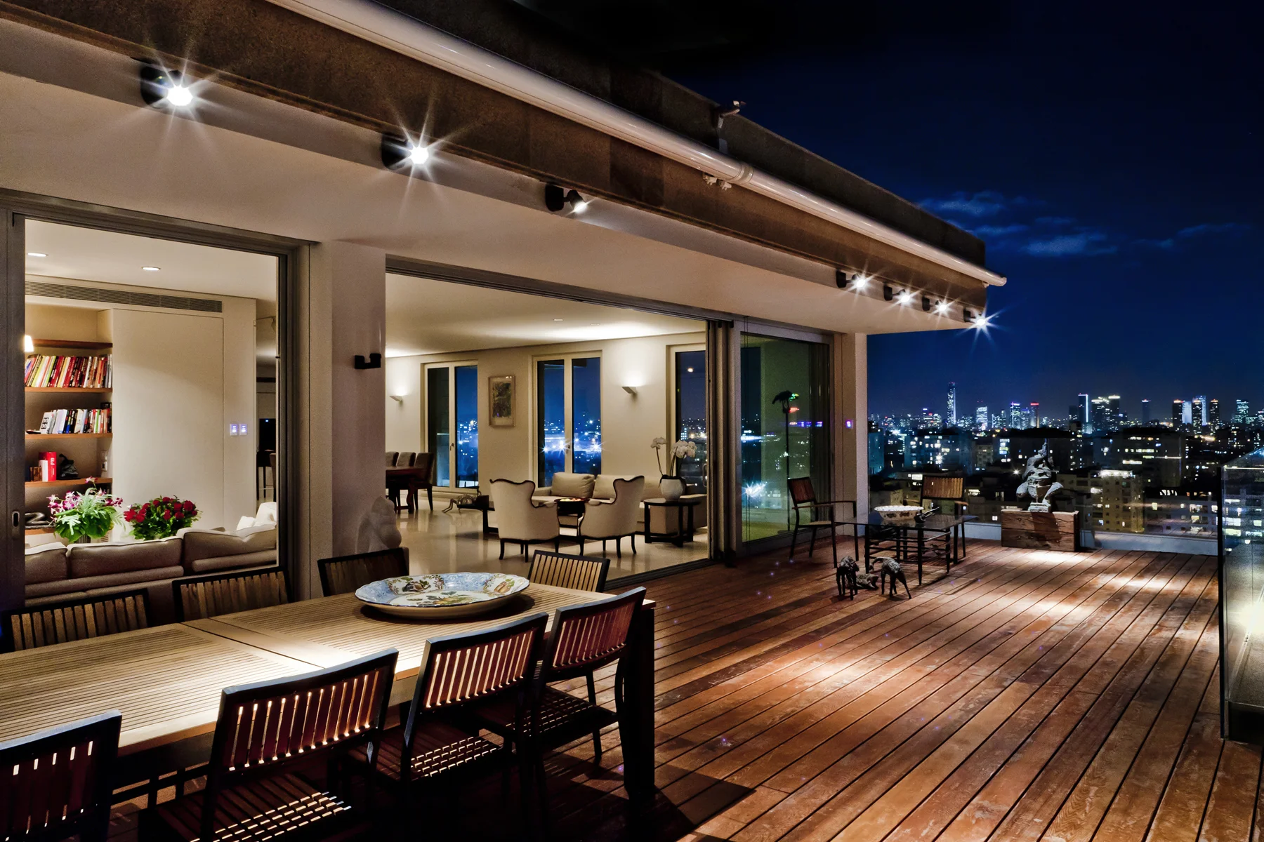 Penthouse apartment