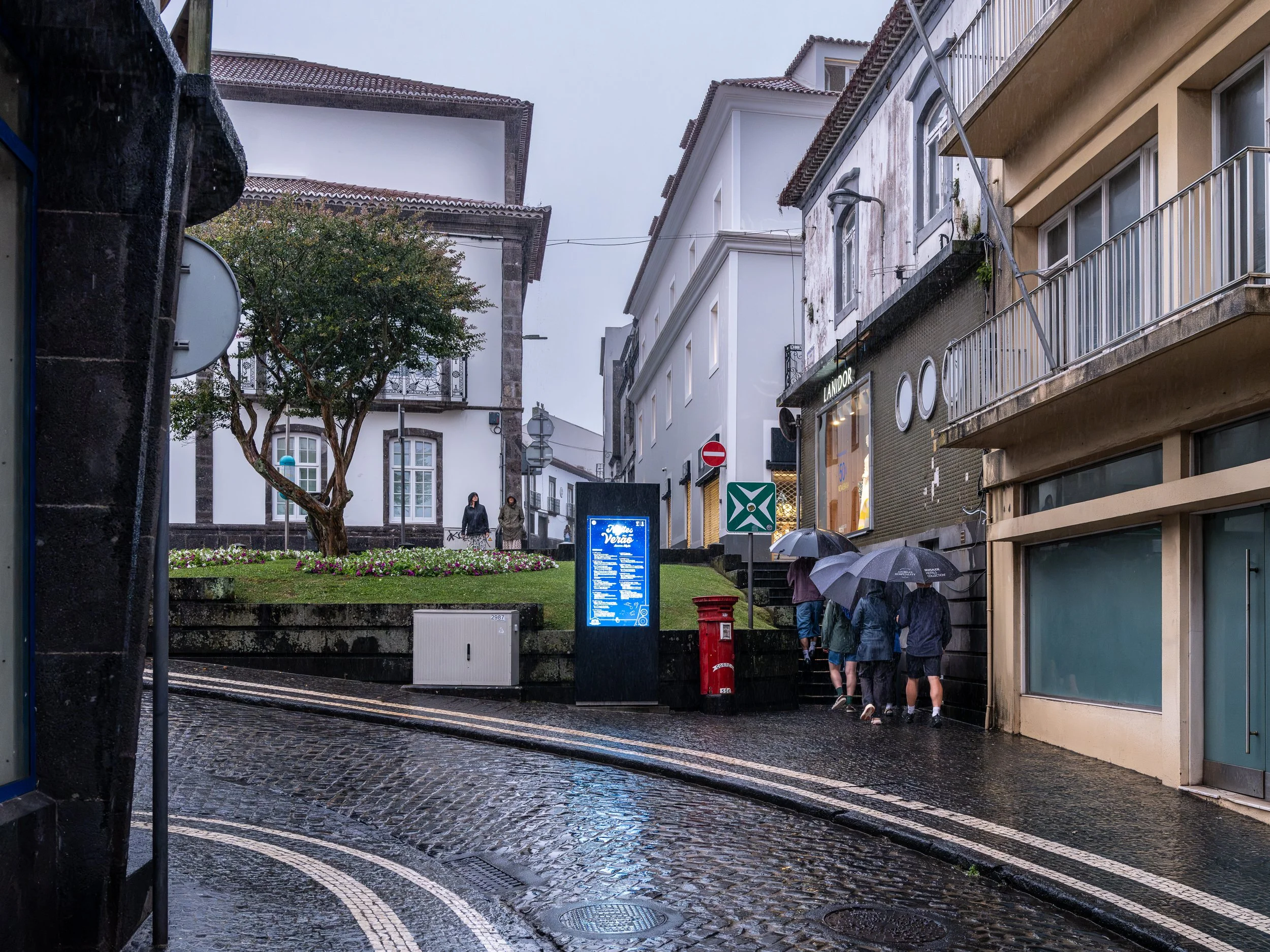  hotel Mercure Ponta Delgada, Rua Machado dos Santos 82 