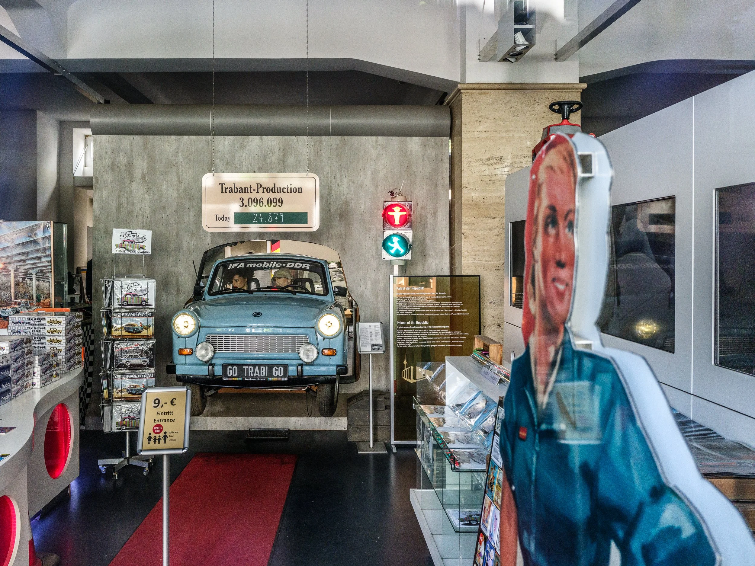Trabant, symbol NDR