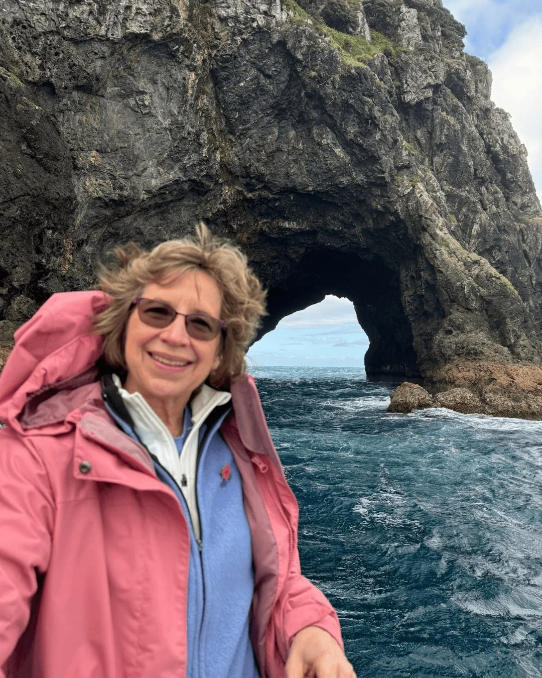 Made it out to the Hole in the Rock 🌊

This natural rock formation (called Motukōkako) has been carved by wind and waves over time&mdash;and on calm days, boats can pass through it.

The South Pacific Ocean was a little too choppy for us to go throu