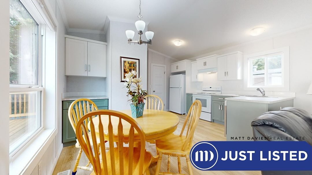 👀 Take a look at this new listing! 👀

📍 43 - 40157 Government Road
🗺️ Squamish, BC
🏘️ Spiral MHP
🛏️ 3 Bed
🛁 2 Bath
📐 993 sq ft
🔨 Brand new build
📝 New home warranty
🐕 Dog friendly park
🌲 Backs onto green space
💰 Listed at $549,000

Welco