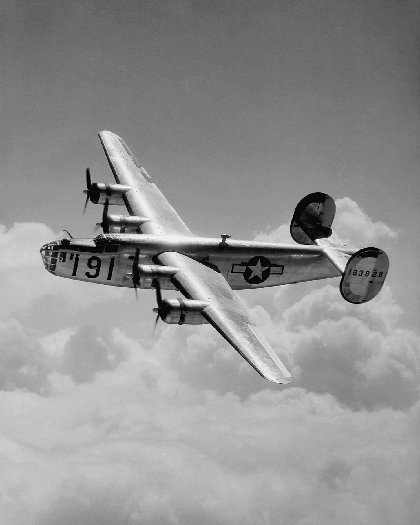 Maxwell_B-24.jpg