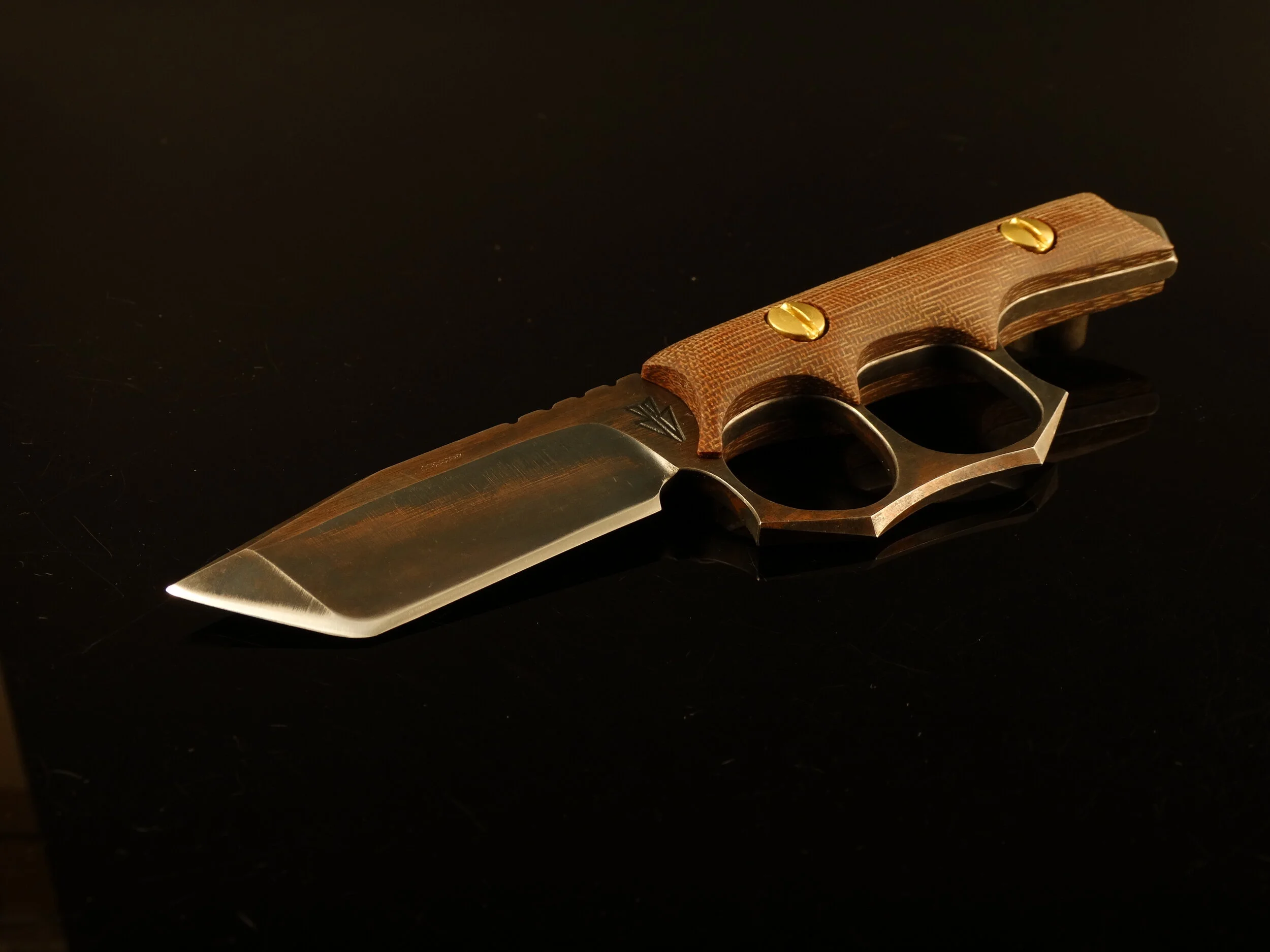 Tanto Boot Knuckler