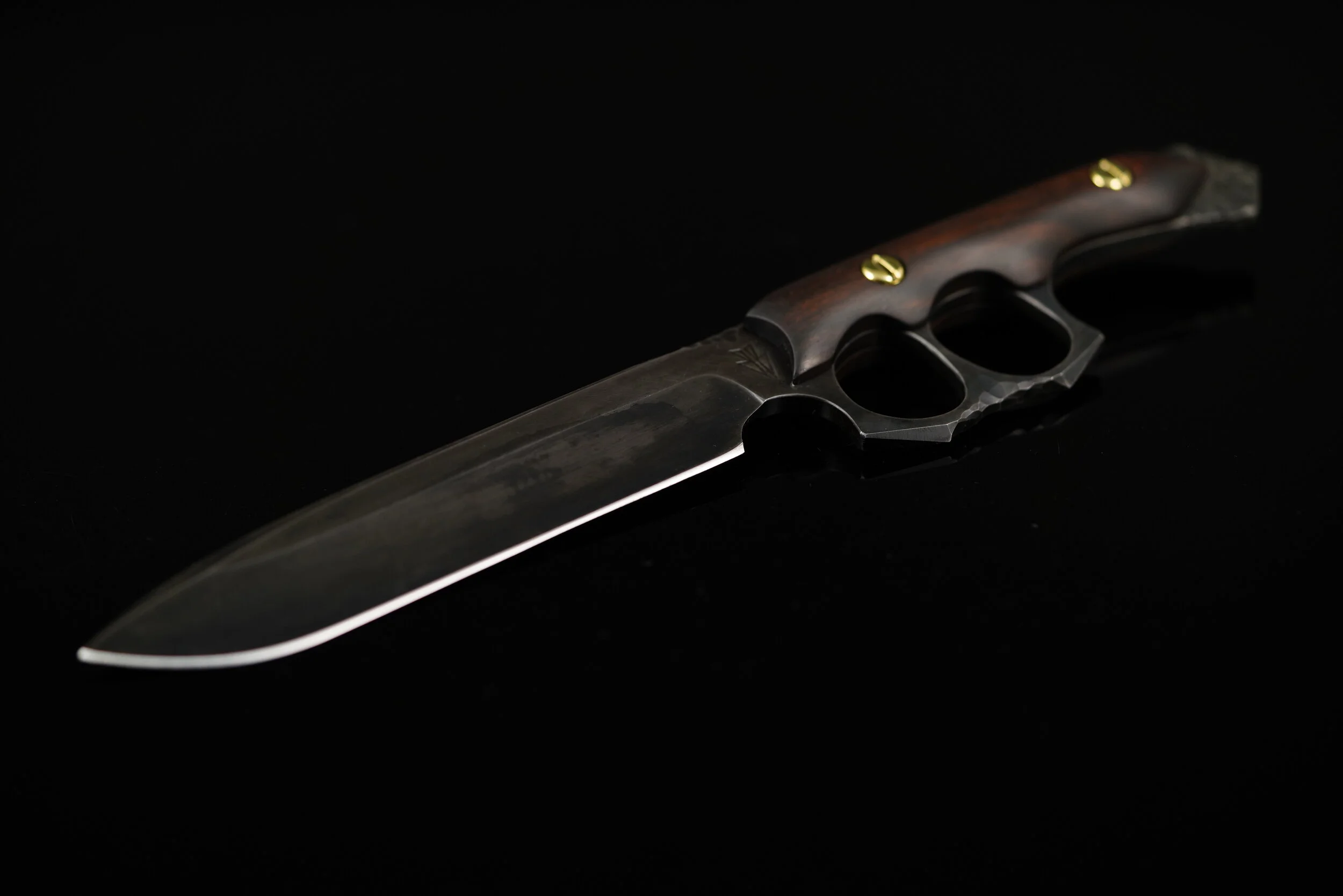 Knapped Ebony Knuckler