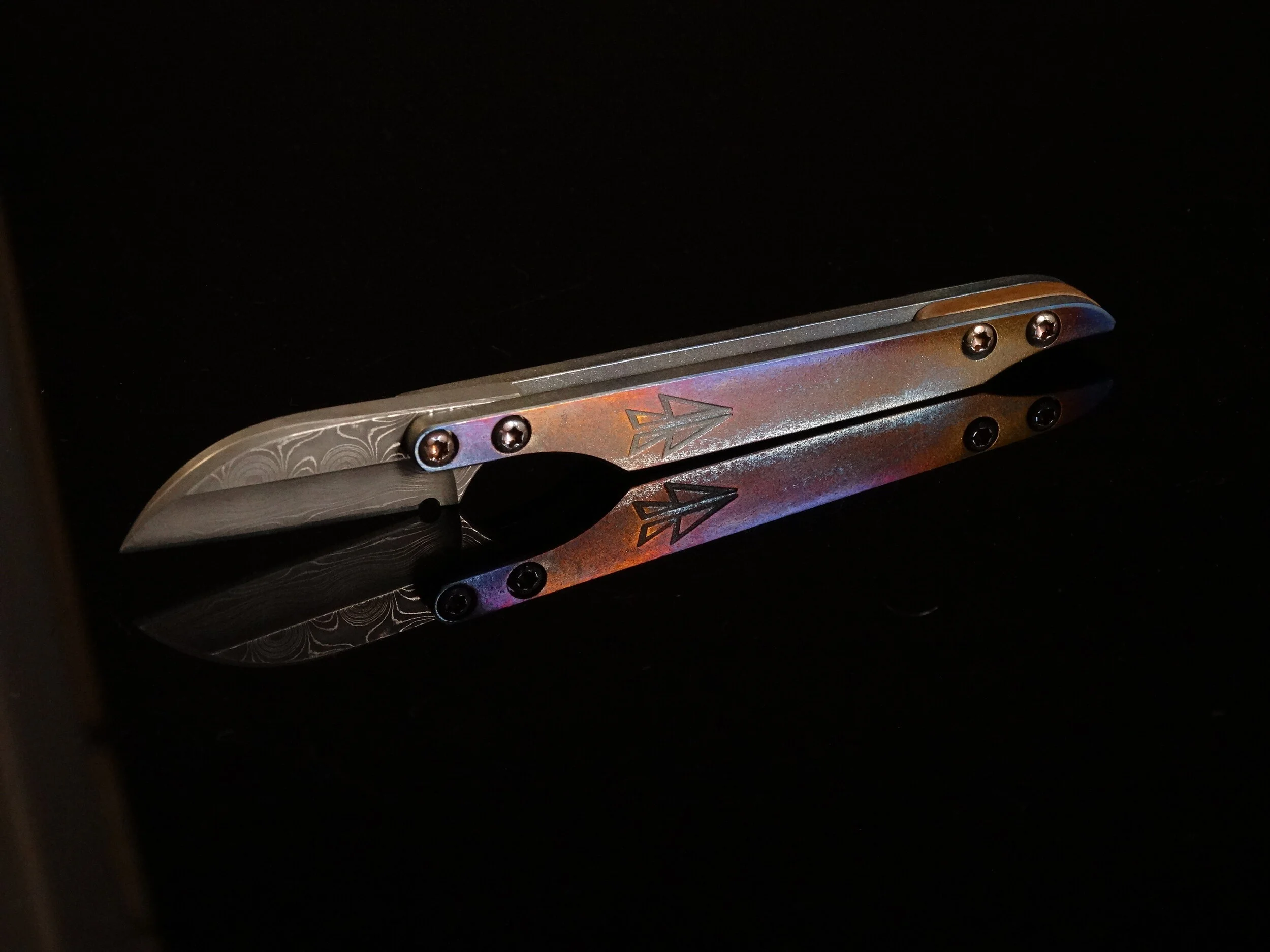 Damascus and Titanium Scralpel