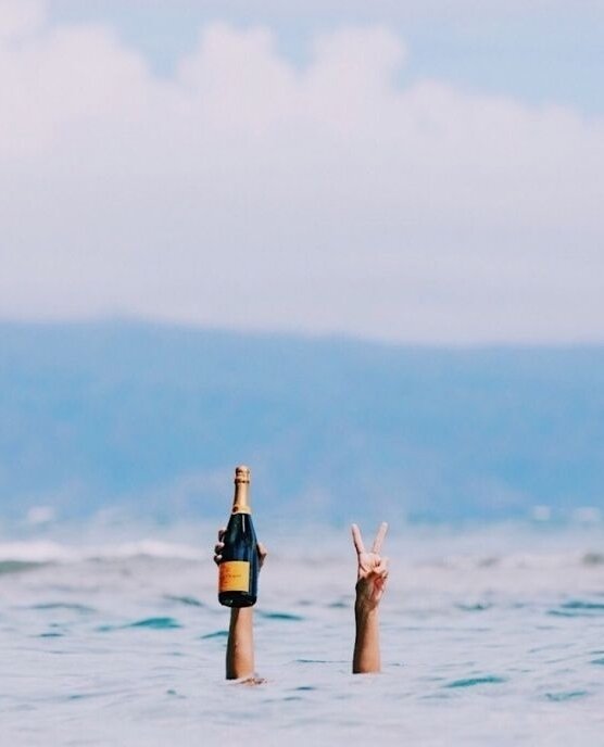 we've got champagne on our mind⁠
.⁠
.⁠
.⁠
.⁠
.⁠
#andswiperight #highvaluewoman #highstandards #datingadvice #datingcoach #elitedatingcoach #datingcoachforwomen #onlinedating #artofseduction #sophisticatedwomen #highdatingstandards #sophisticatedwoman