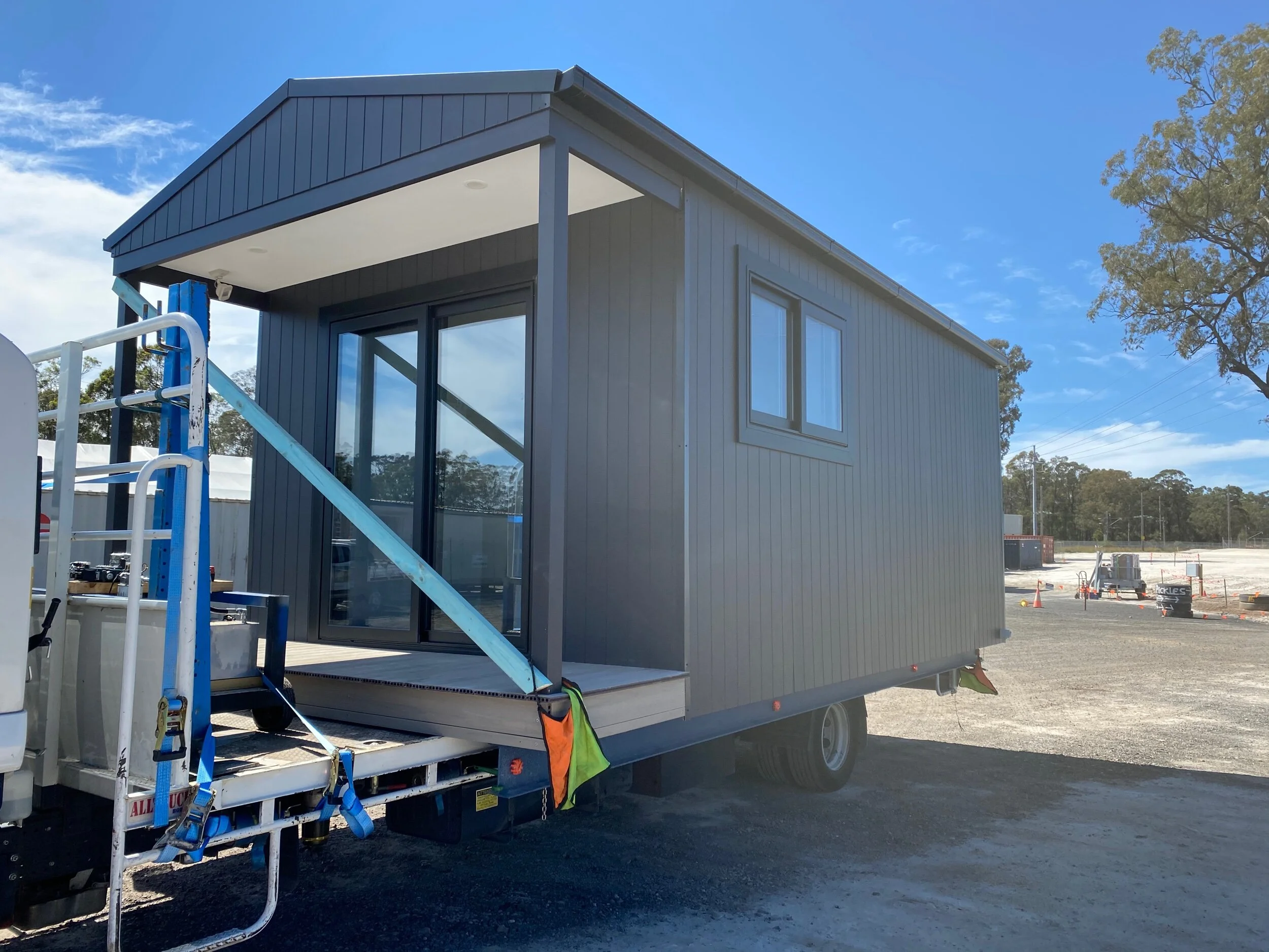 659C11E6-75F9-4FF3-981C-32DA590967AD