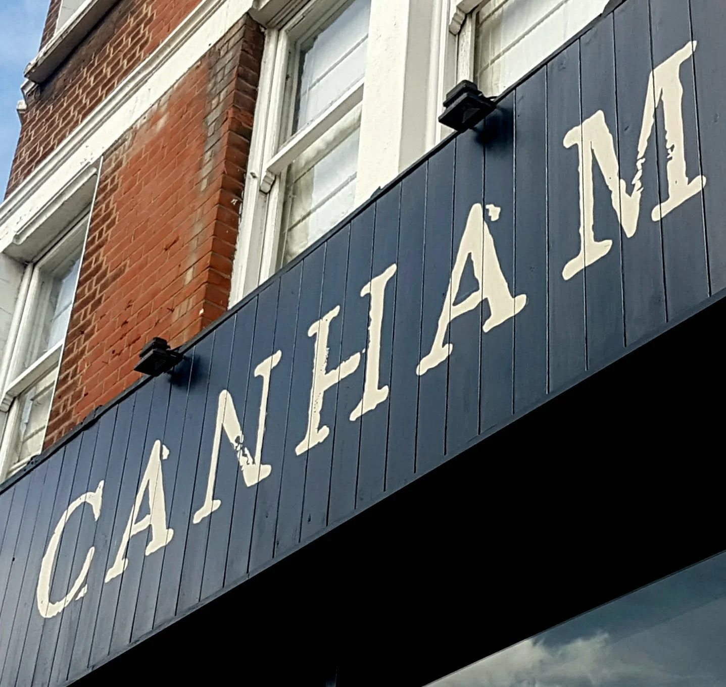 FASCIA CANHAM.jpg