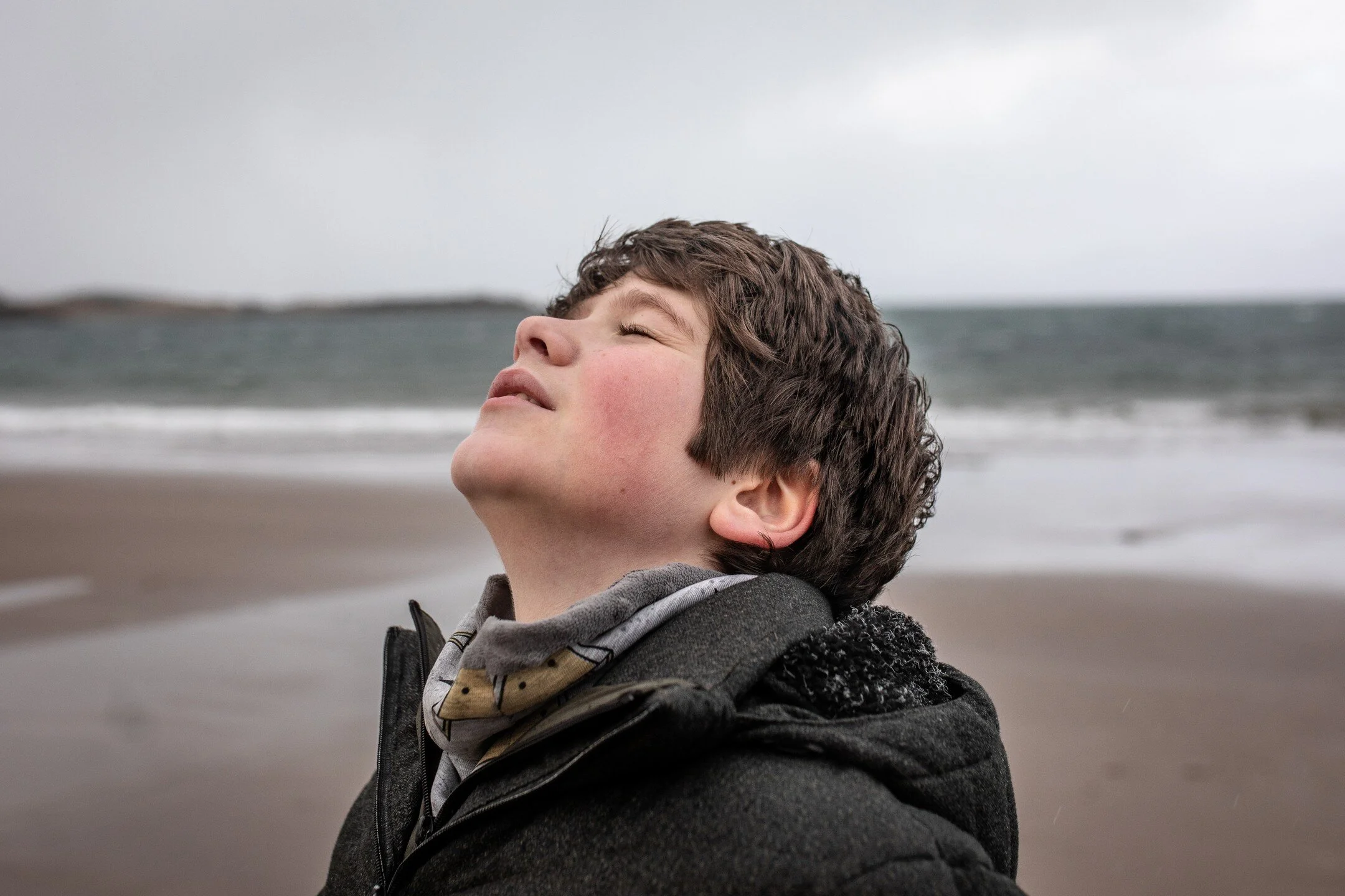 Ta fa&ccedil;on de vivre et de ressentir chaque instant... #ganavansands #oban #argyllandbute #scotland #scotlandiscalling #treasuringlittlemoments #treasuringlittlememories #documentyourdays #documenterlavie #lavietellequelleest #clickcommunity #nar