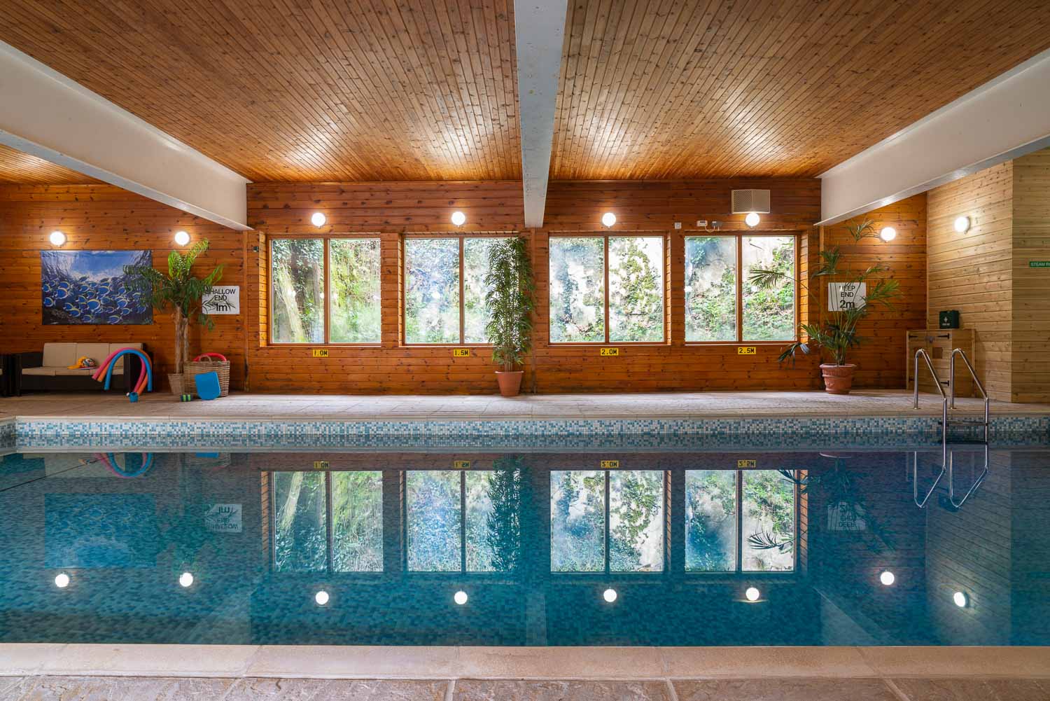 Flear Farm Cottages Heated Indoor Pool