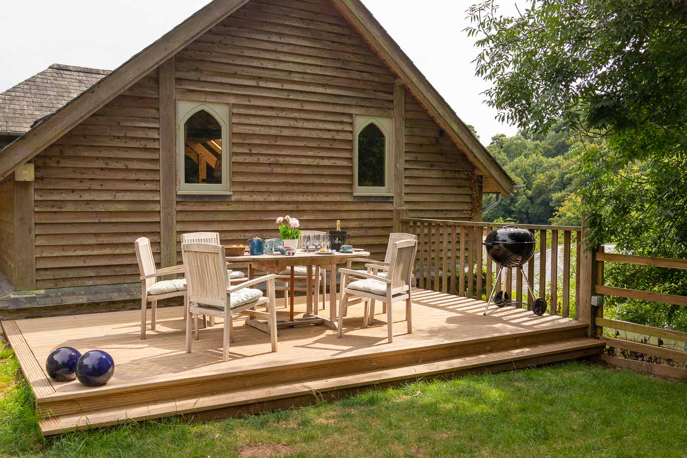 The beautiful Carpenter Oak Barn that is Orchard Lodge. Luxury and elegance in the South Hams.