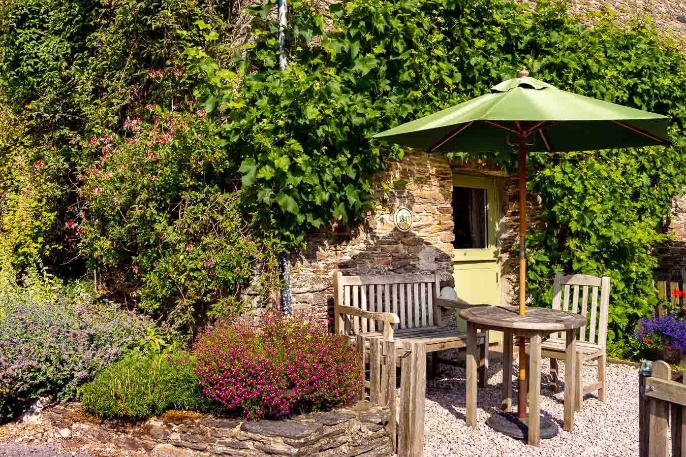 1843 – part of Flear Farm holiday cottages complex offering unrivalled facilities – sleeps 3