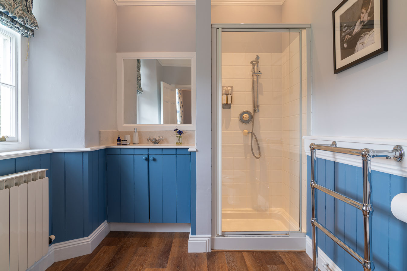 The blue bathroom which is en suit to the blue bedroom in Flear House. 