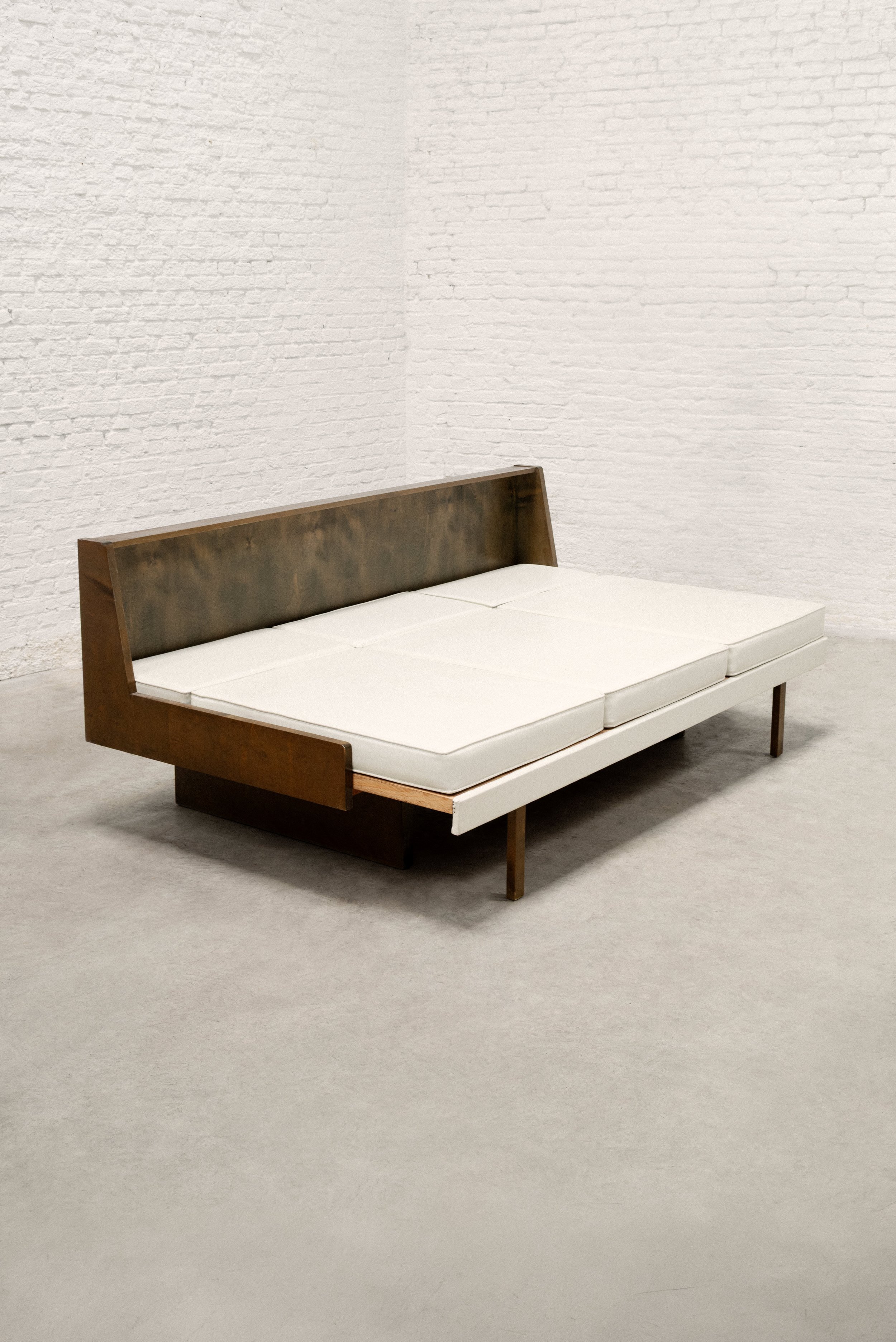 5MB15.jpg (Copy)