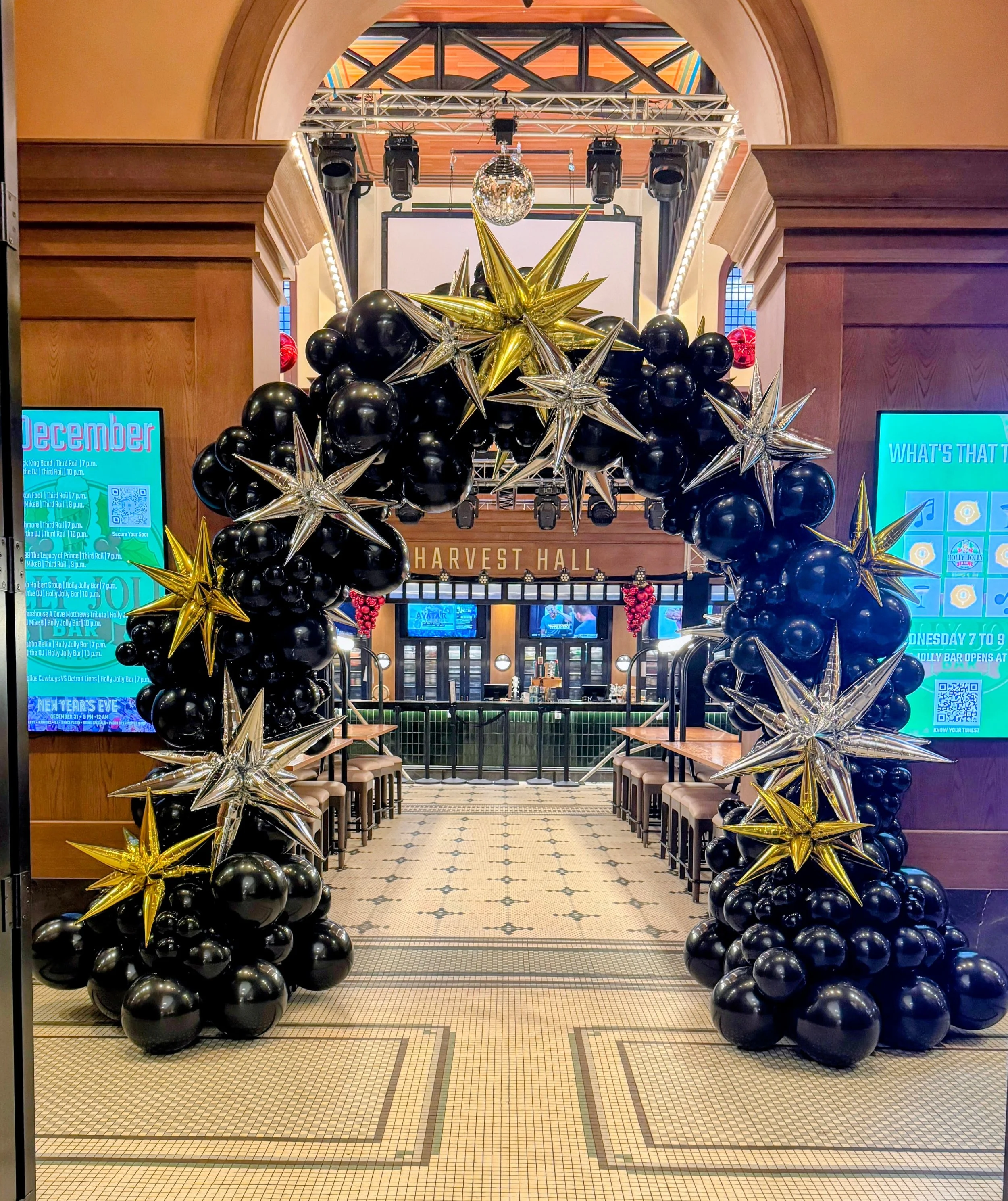 Corporate Holiday Parties Go Luxe