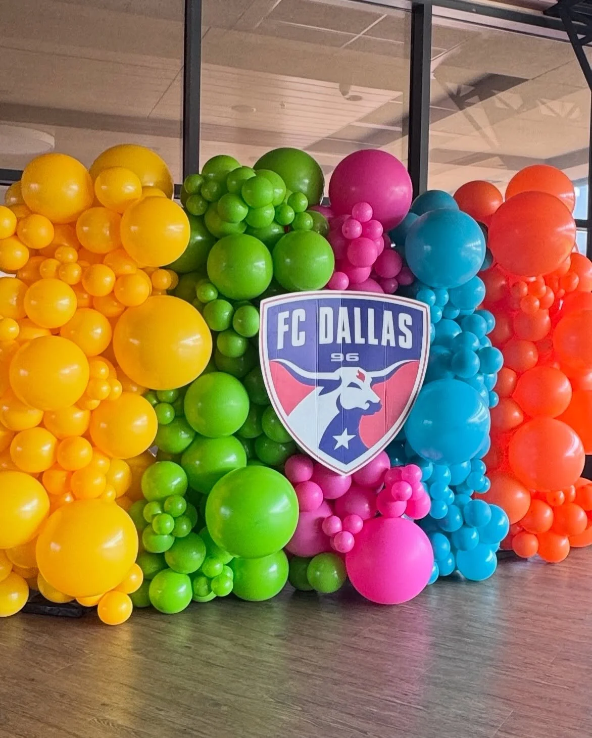Festival of Colors 🌈⚽️
Bringing the color to game day for fans of FC Dallas.