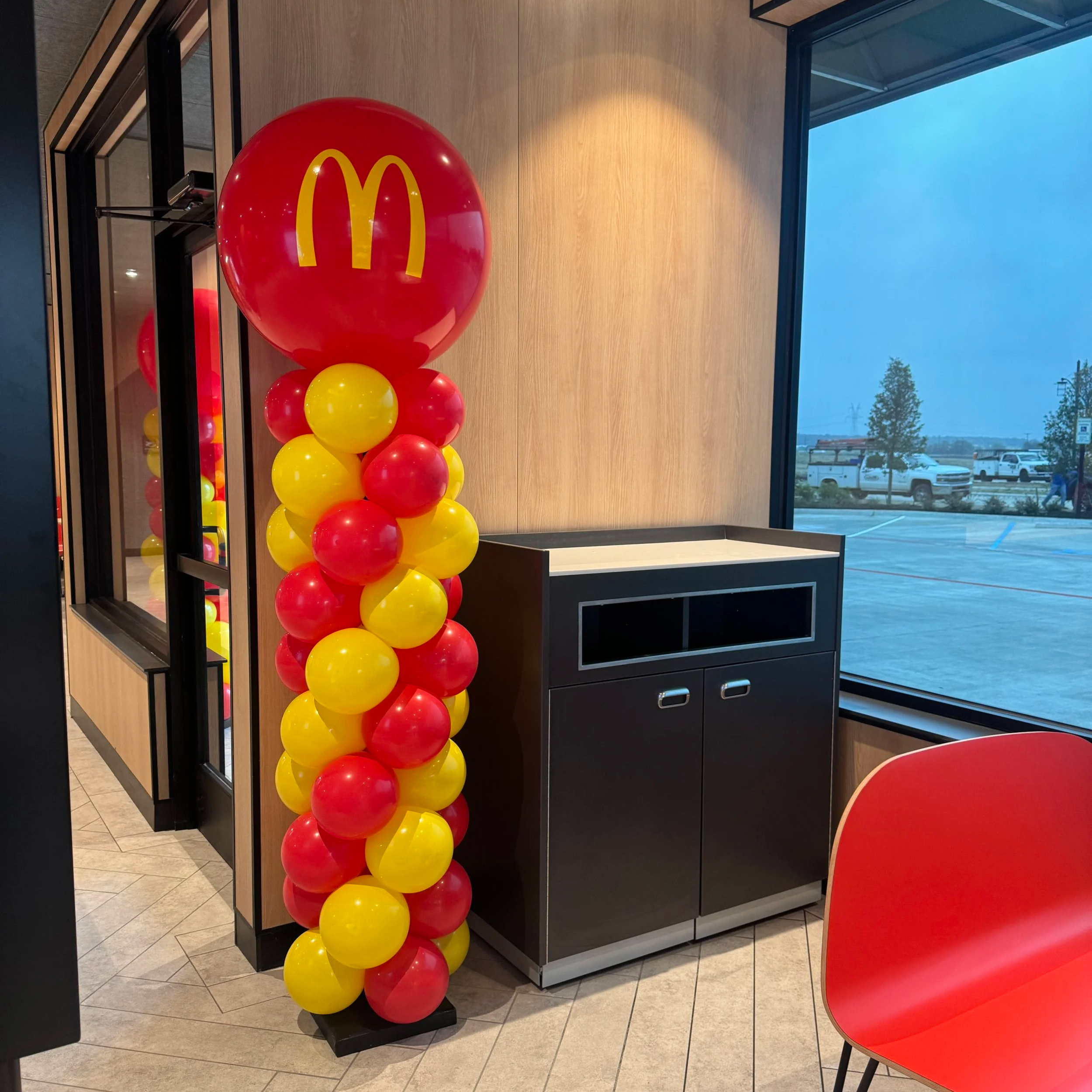 corporate balloon decor installation