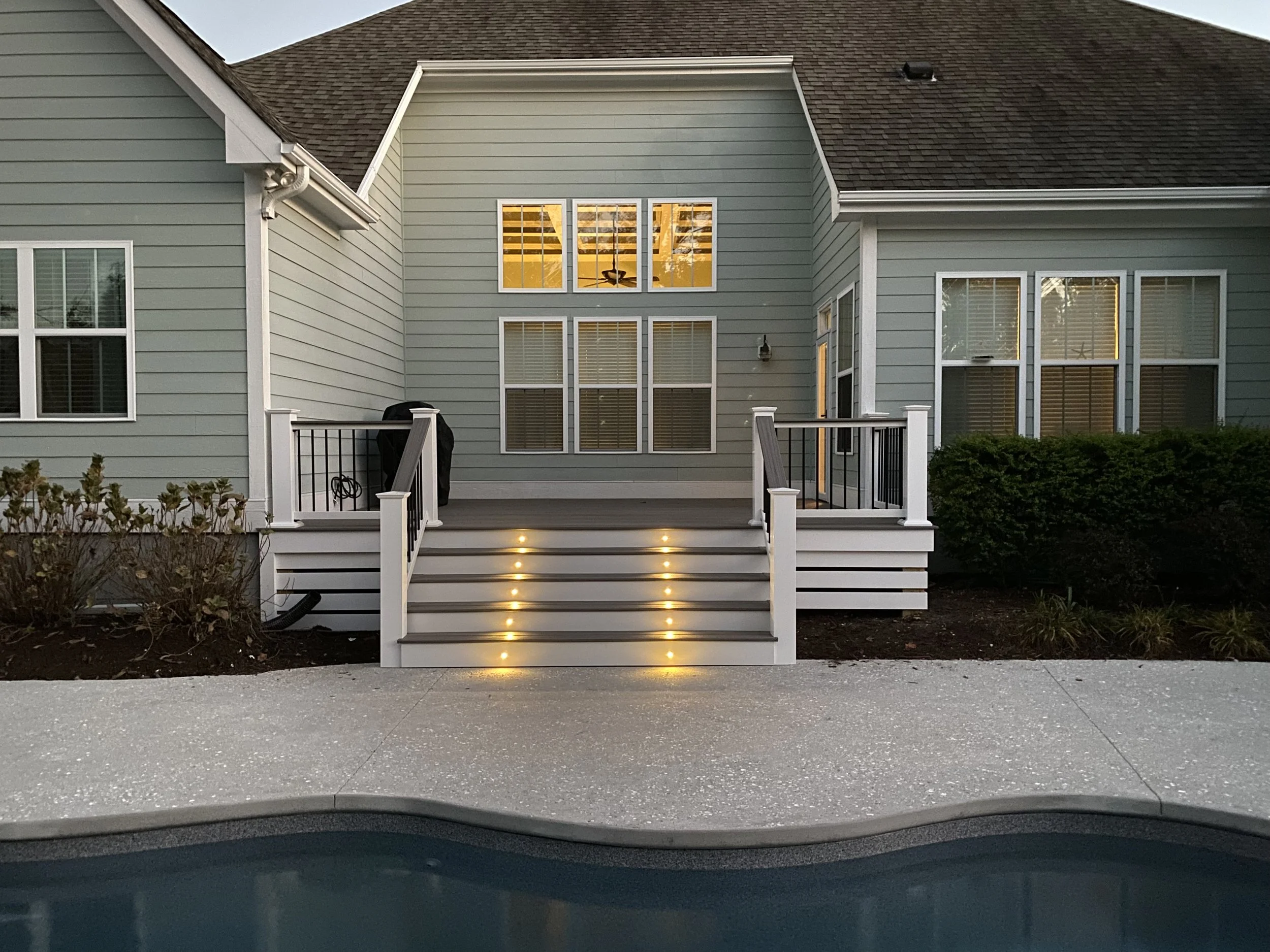 Trex Deck with Stair Lights