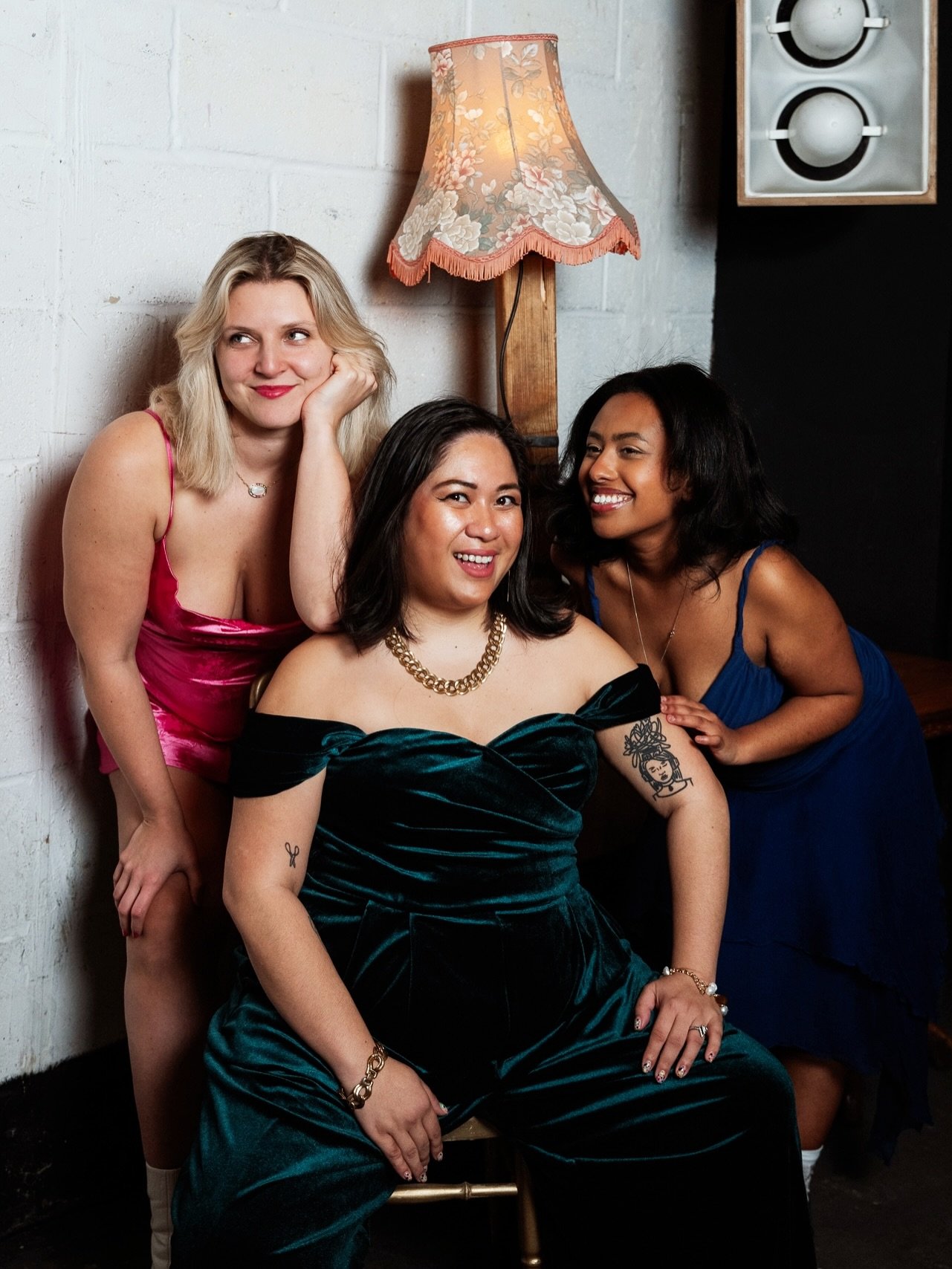 STITCHES AND BITCHES

What a dream to spend time with these three and am chuffed how we glammed up the space here in this pub basement 😜 

Donna x

📸 If you want some feminist comedy you got to check them out! @bitchesinstitchesldn