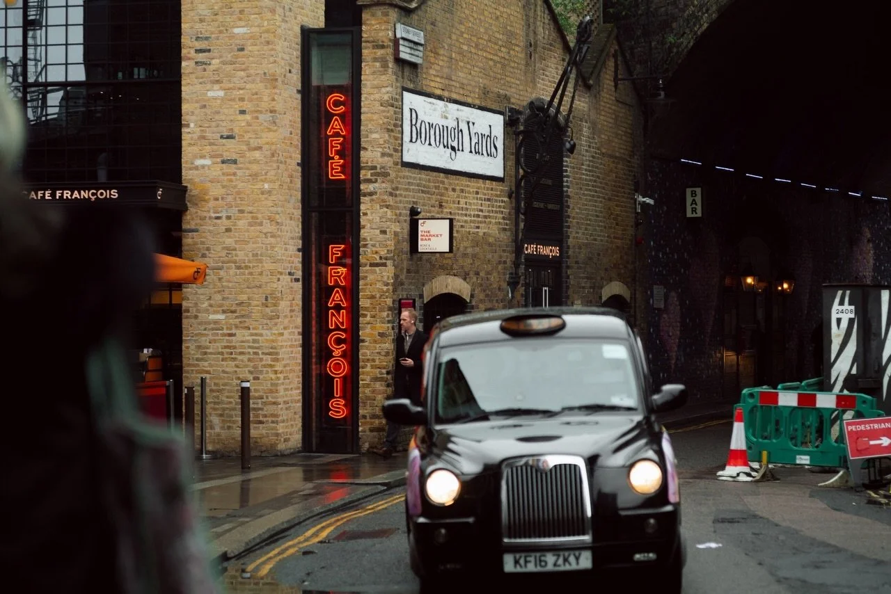 ❤️ Went on a colour hunt. I got the colour red. These are some of my favourites 

It&rsquo;s such a special thing to hang out with other photographers and mooch around a location just for fun. It was really freeing and creative. And excited to do it 