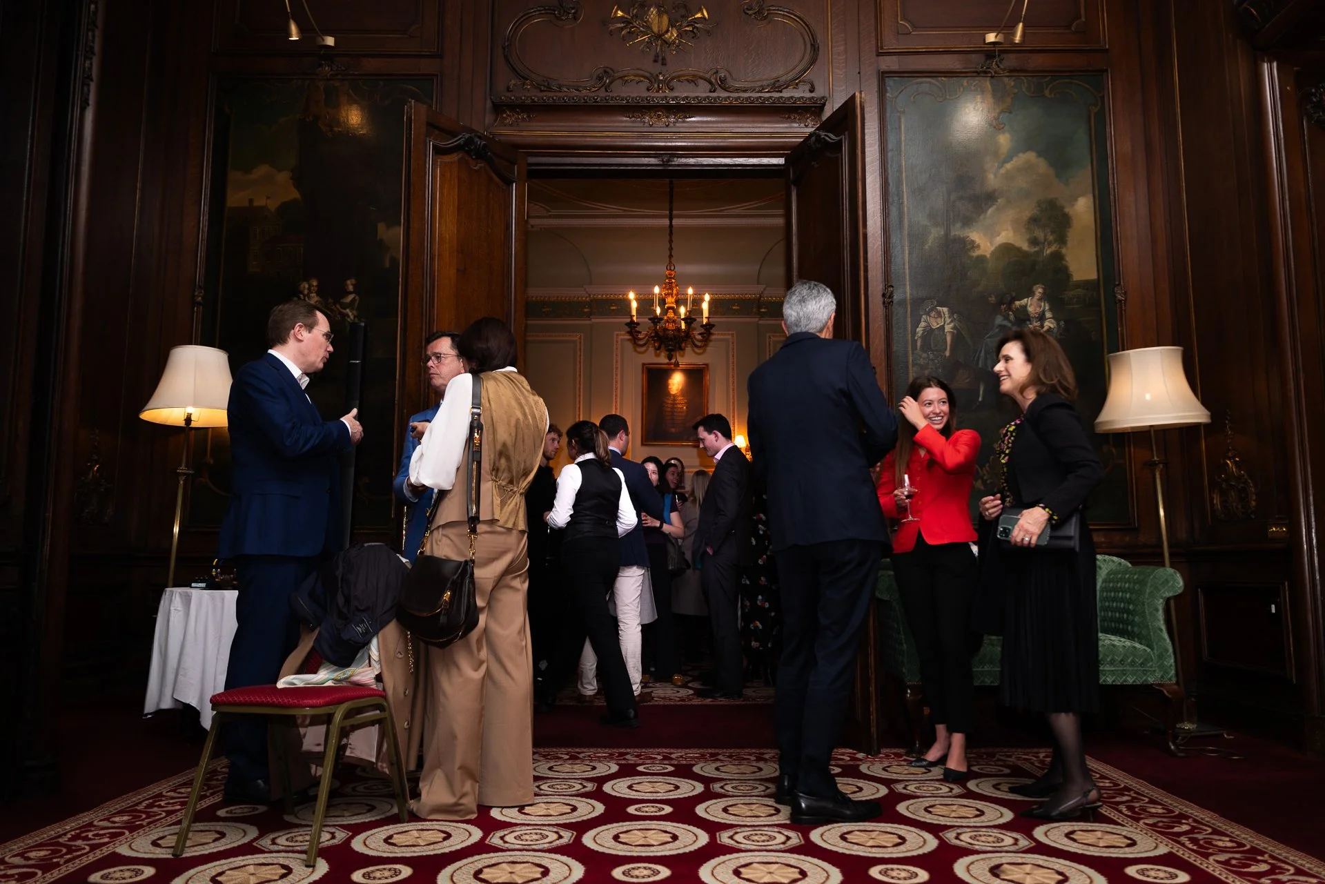 HOYA-EVENT-MAYFirstLook-Donna-Ford2025-9.jpg
