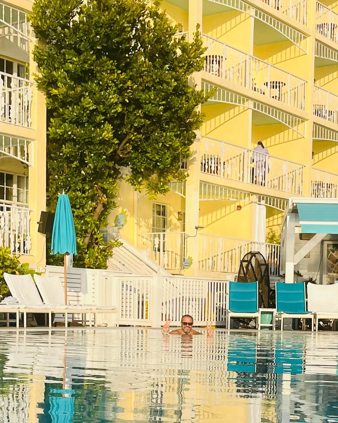 Enjoying the @keywestsongwritersfestival this weekend. Hanging with my friend, Kostas and his wife Jody @bosfishwagon as &ldquo;come unto me&rdquo; plays in the background. I&rsquo;ve never heard that song on the radio&hellip;lol. See you soon&hellip