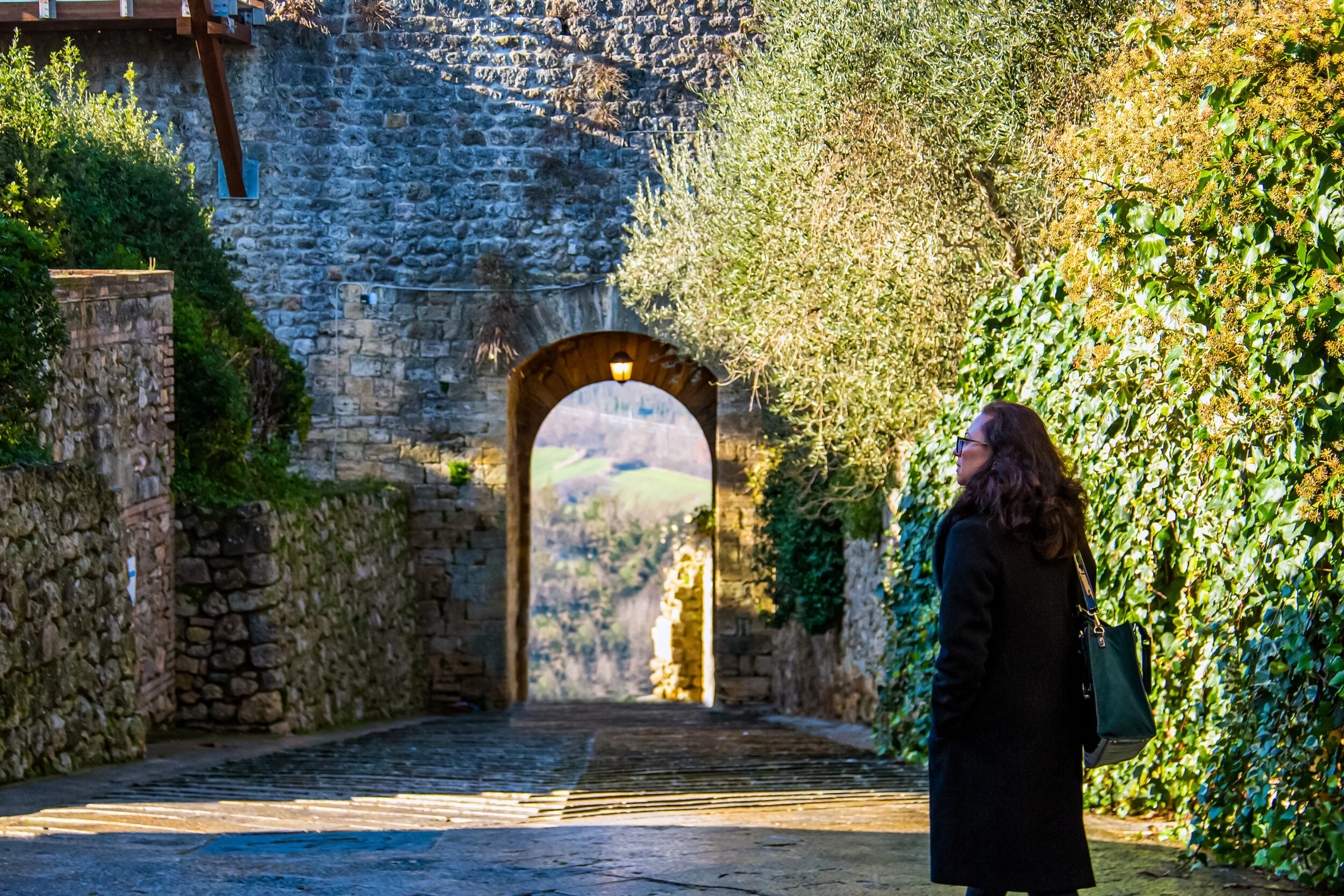 Woman at Monteriggioni.jpg