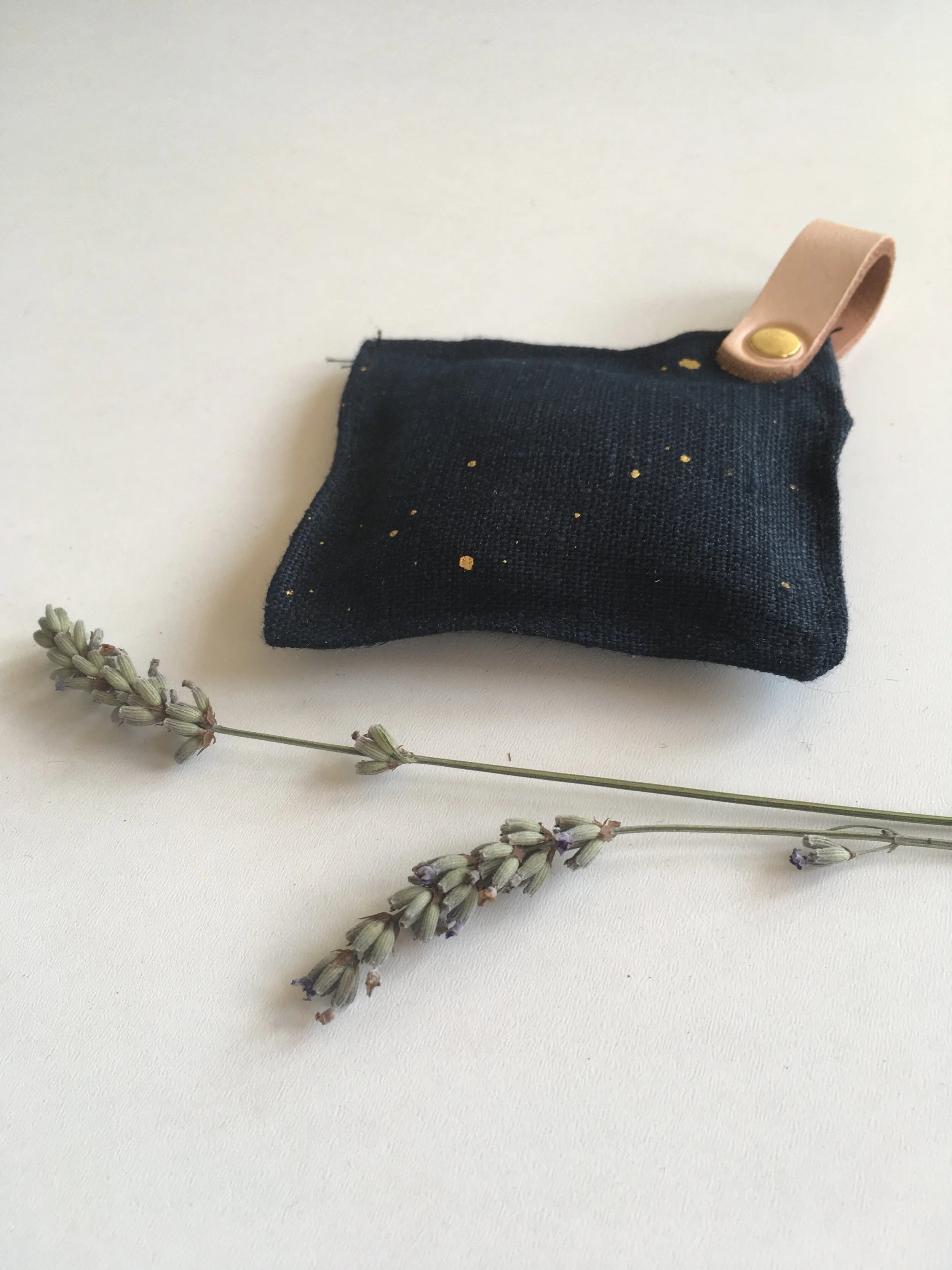 A9F4B60E-5FFE-4FC3-8F01-480A049120C4