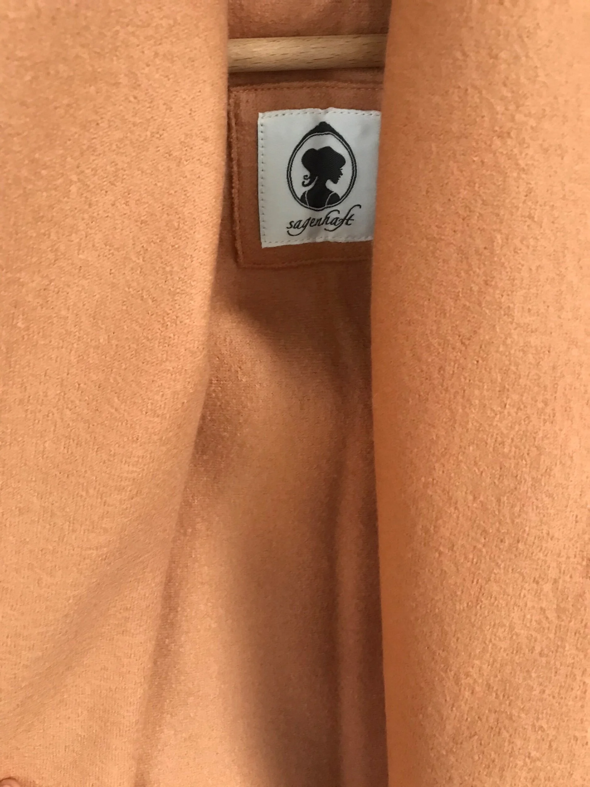 4B251605-1E5E-41E6-ADF0-EA41201FED54