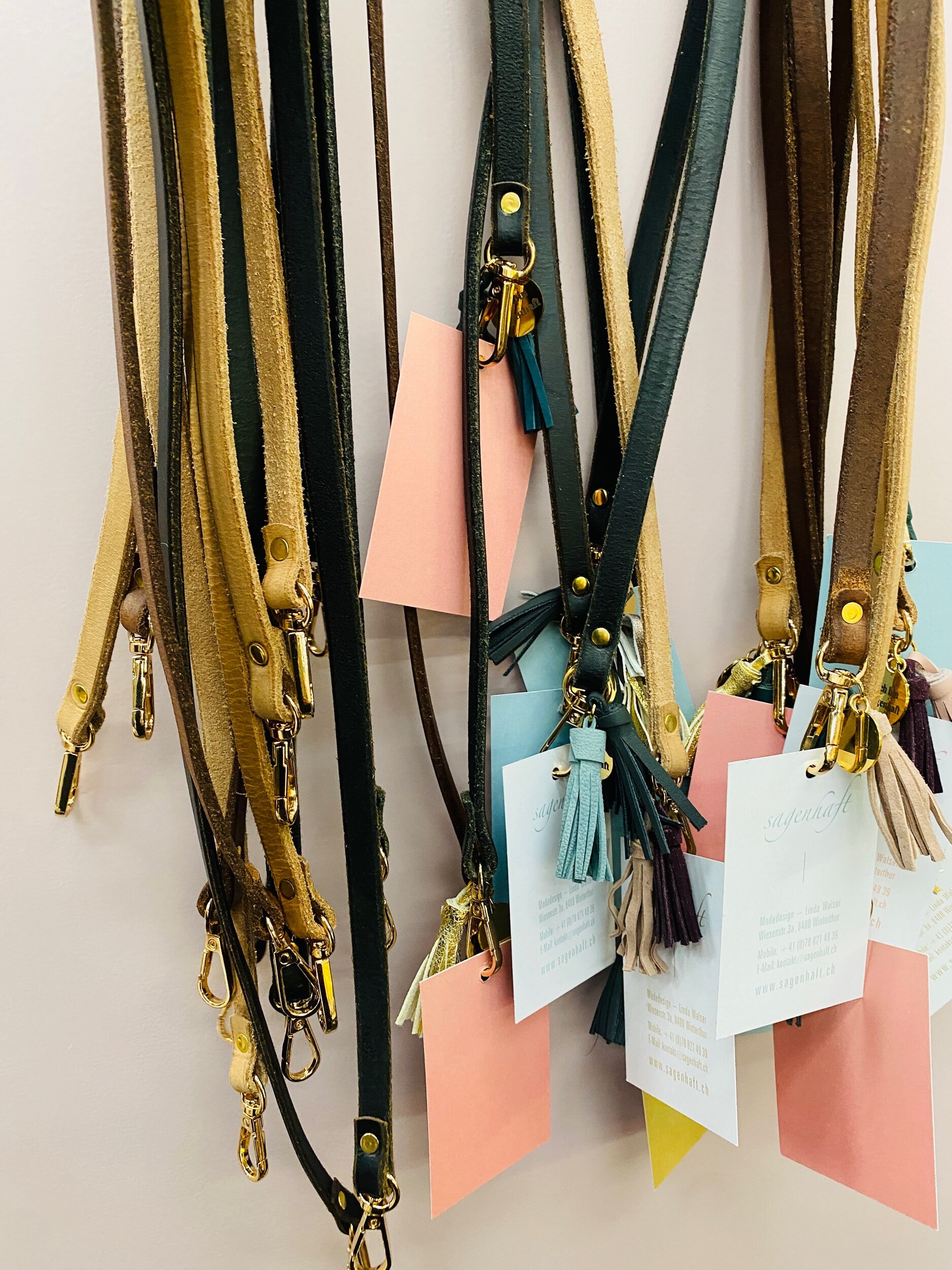 0421D8BE-0489-4B27-8E35-21DA81146E26