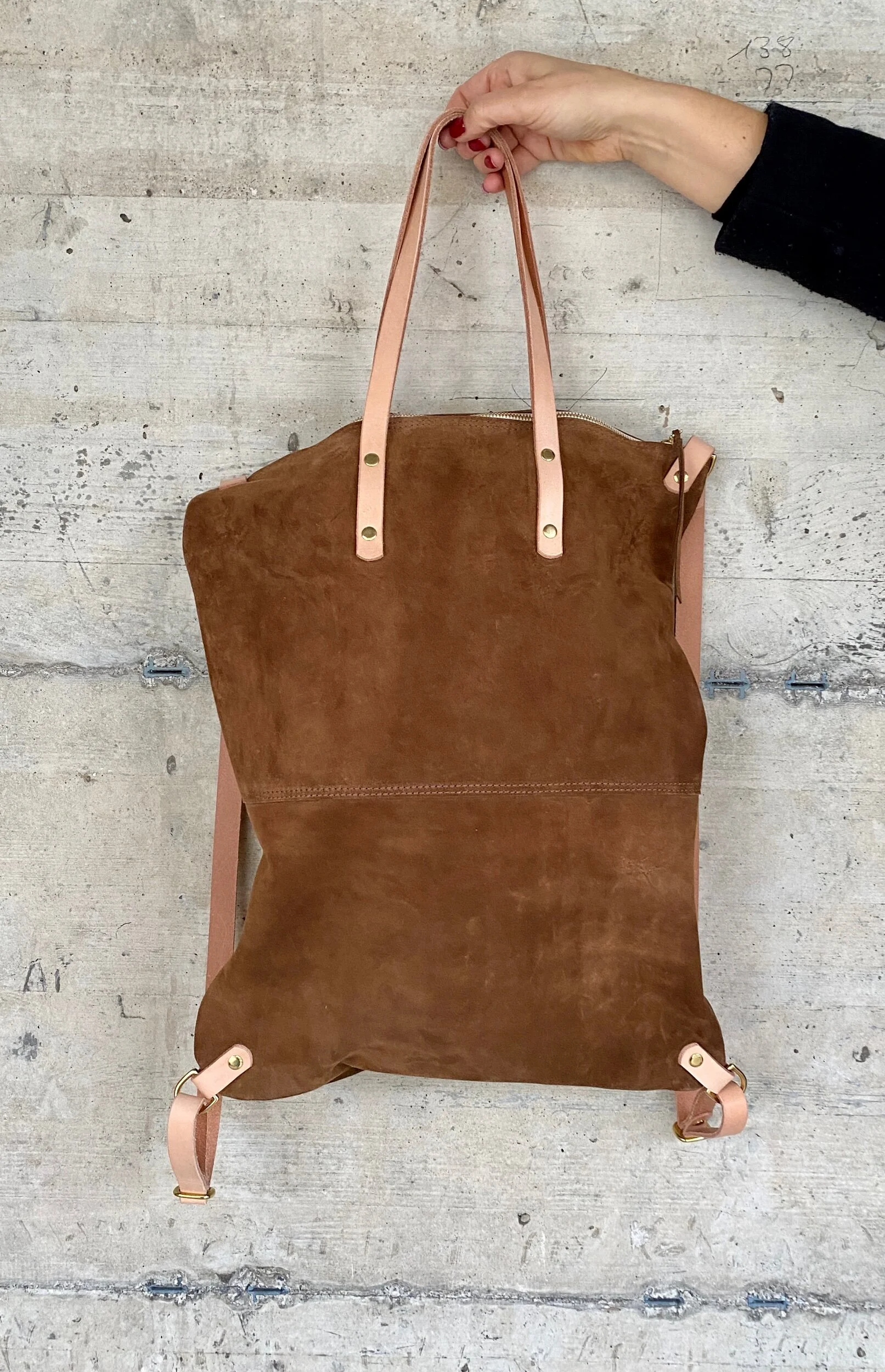 F481B1E8-D66D-41CB-8189-34205F89C98B