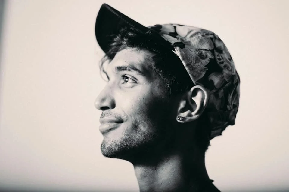 Becoming the Clubhouse Icon with Axel Mansoor, singer-song writer and host of the Lullaby Club