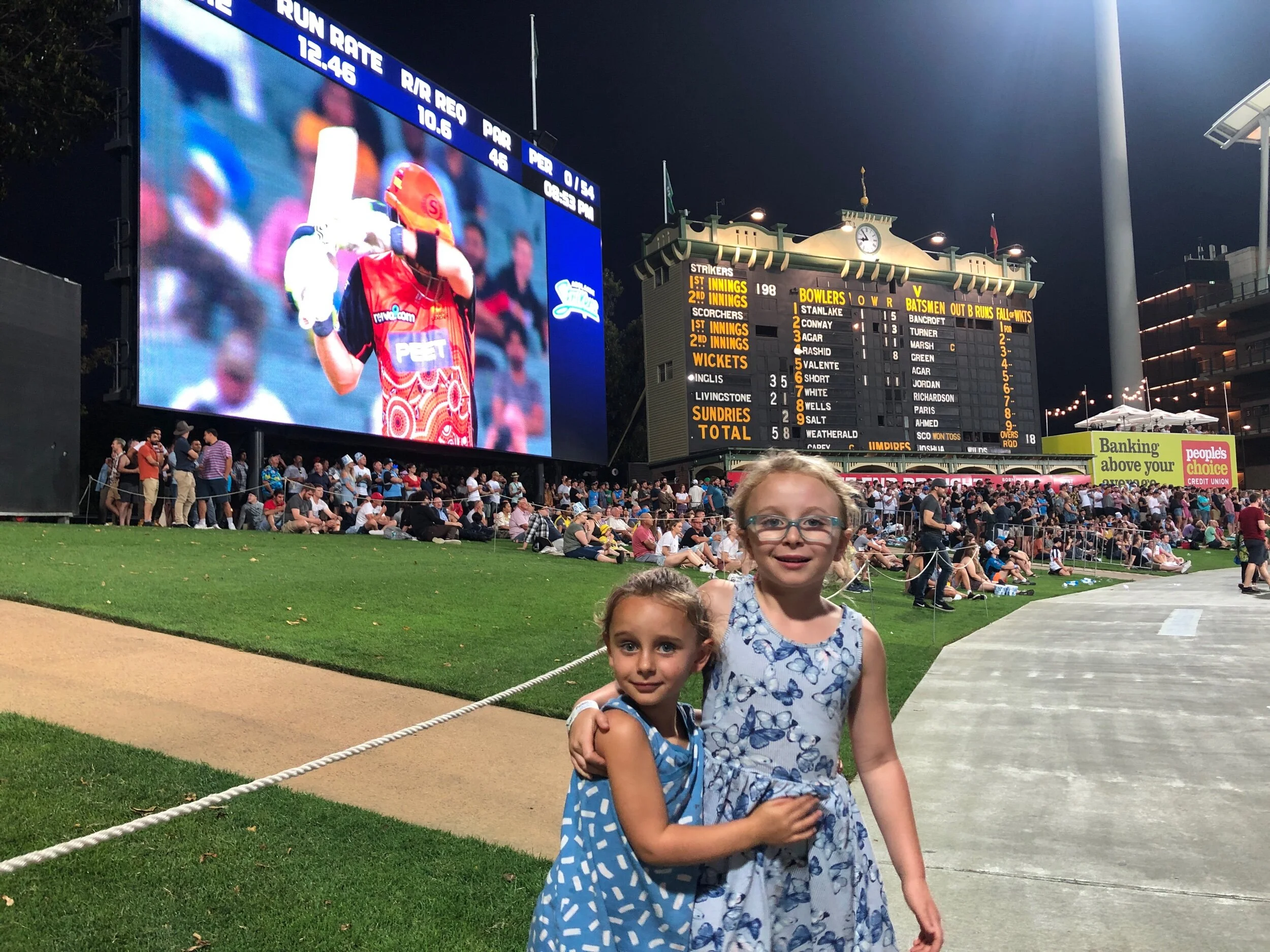 Wineries, Cricket, an Island &amp; Xmas Day!