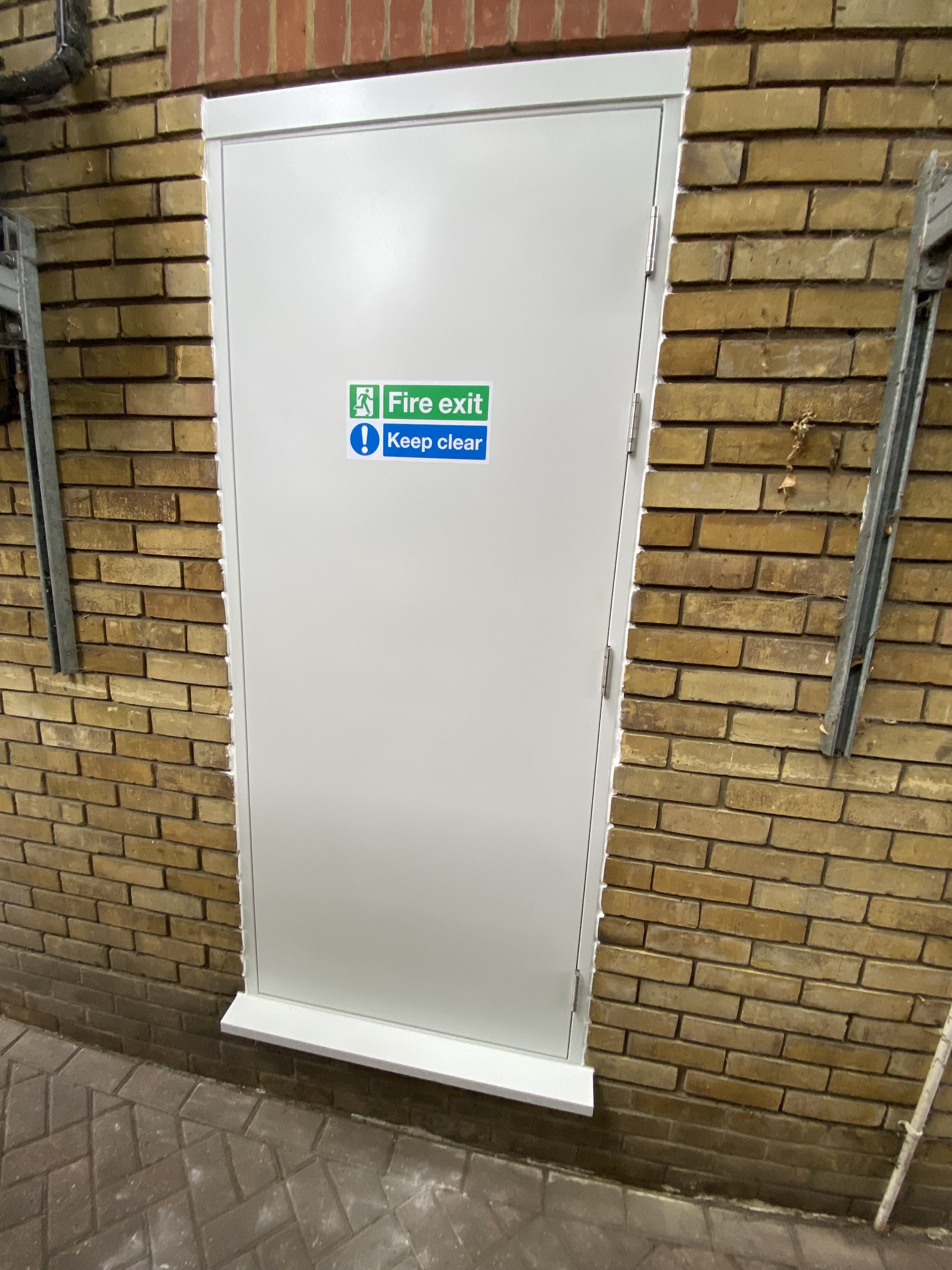 New FD60 fire door installed in Sidcup.jpeg
