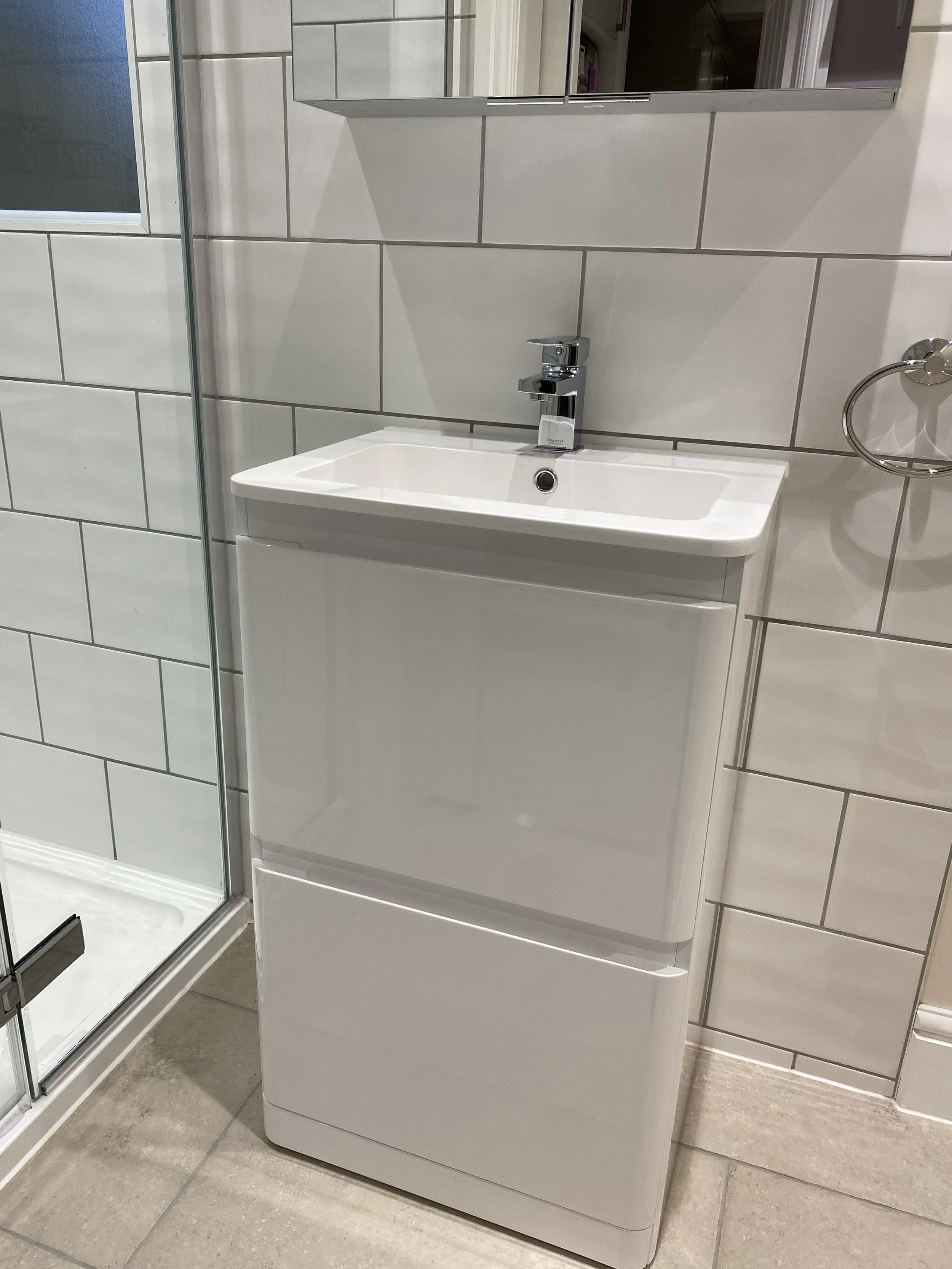 Vanity unit installaed in Sidcup.jpeg