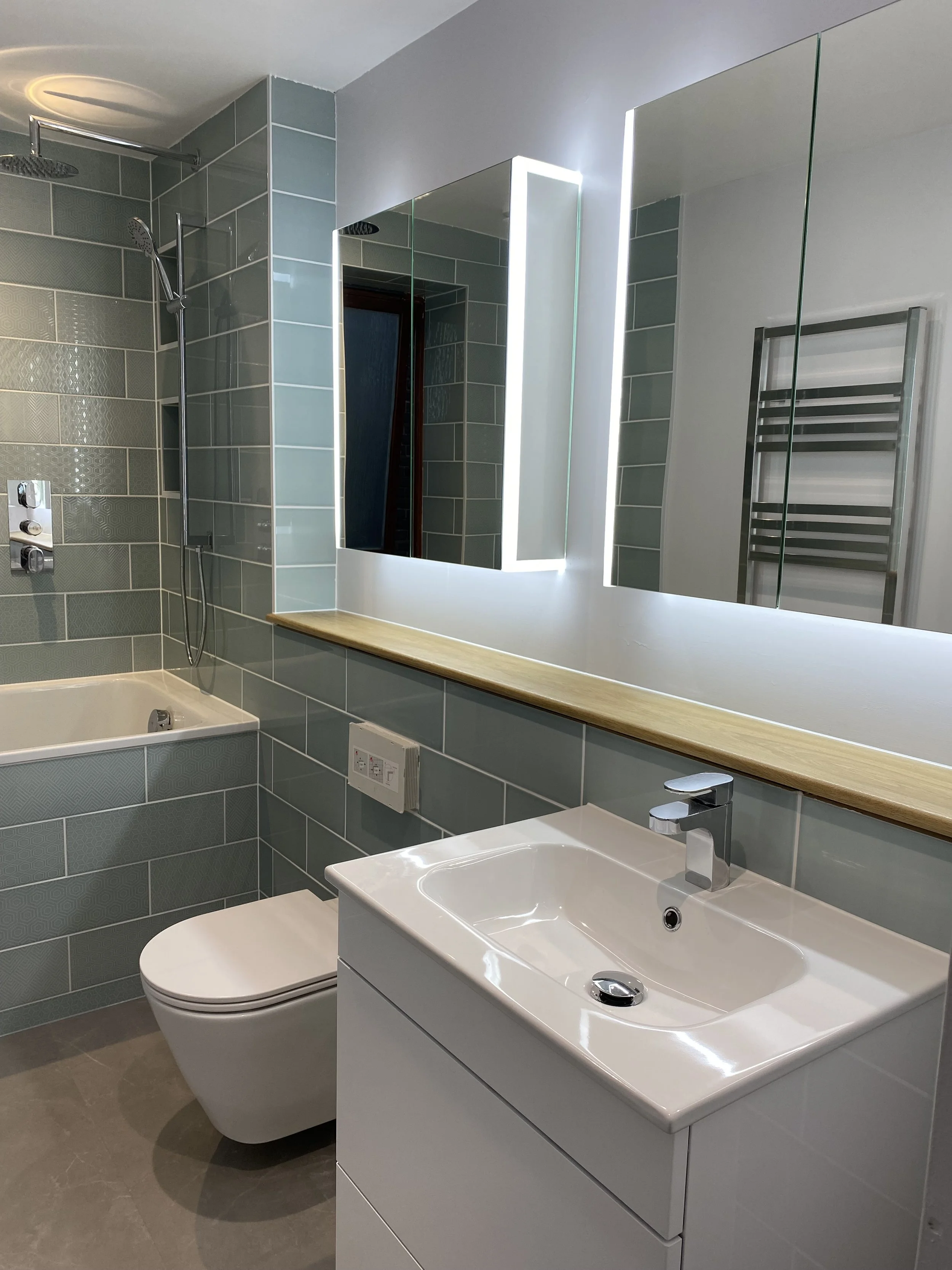 Vanity unit and basin insalled in Royal Tonbridge Wells.jpeg
