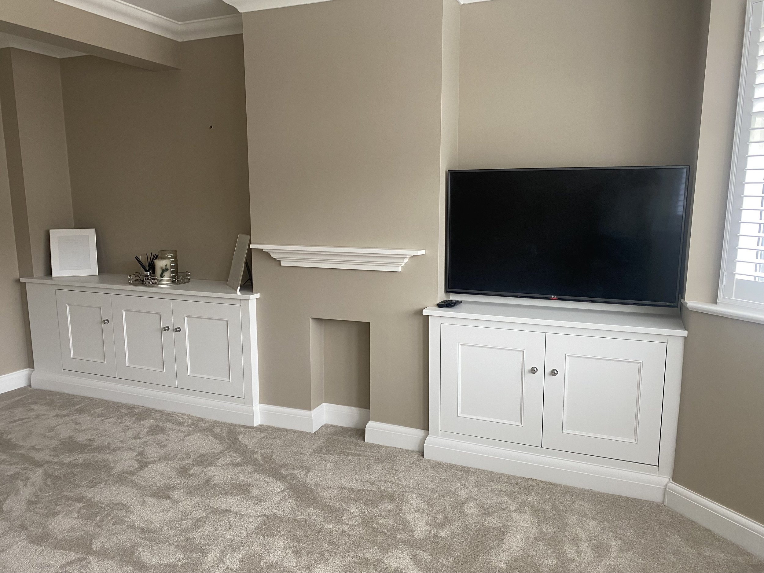 Bespoke alcove units in Sidcup.jpeg