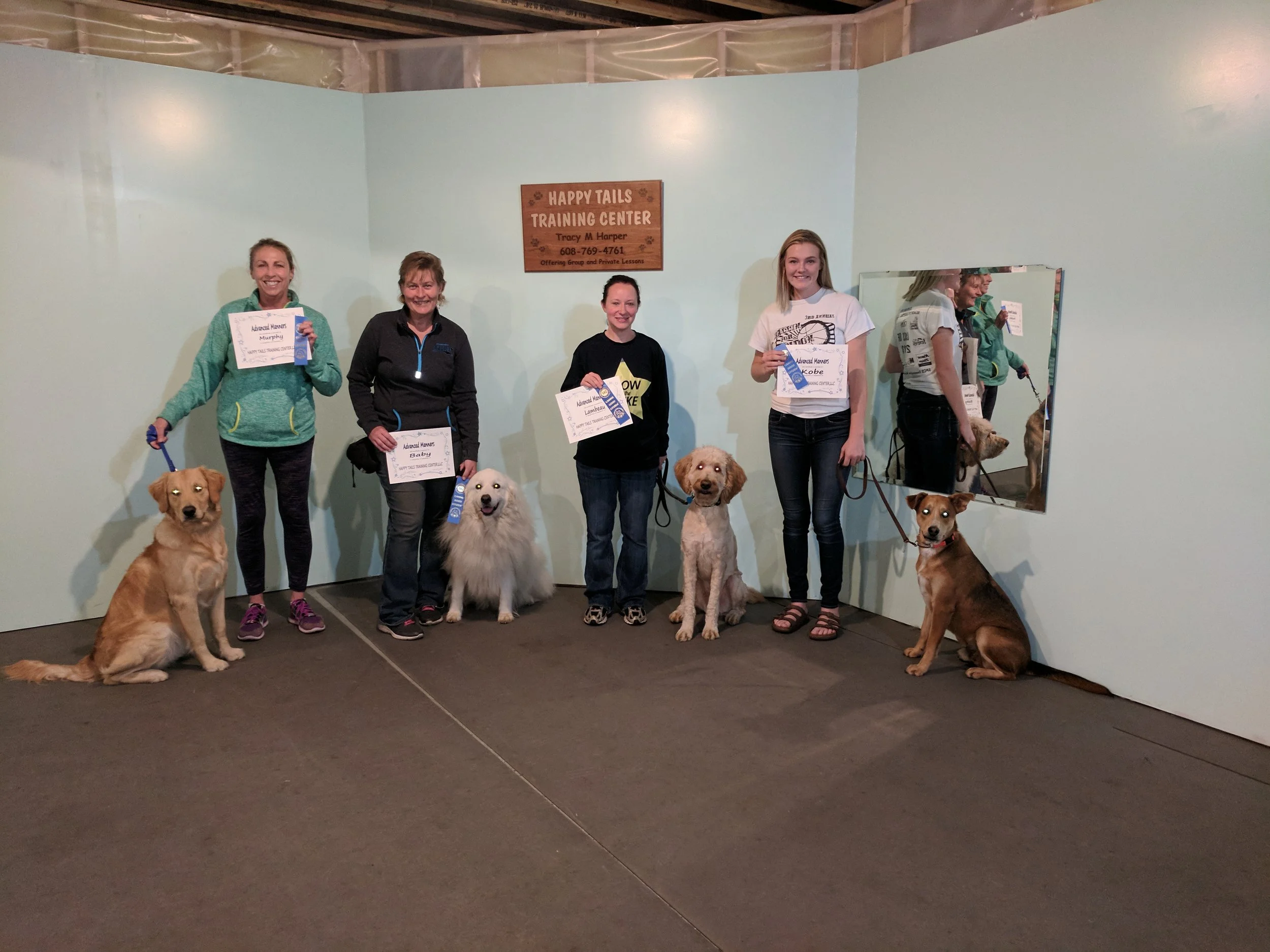 pet friendly food places near me