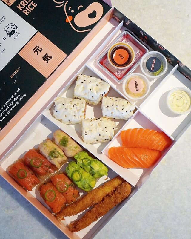 Cute box + cute sushi 🍣