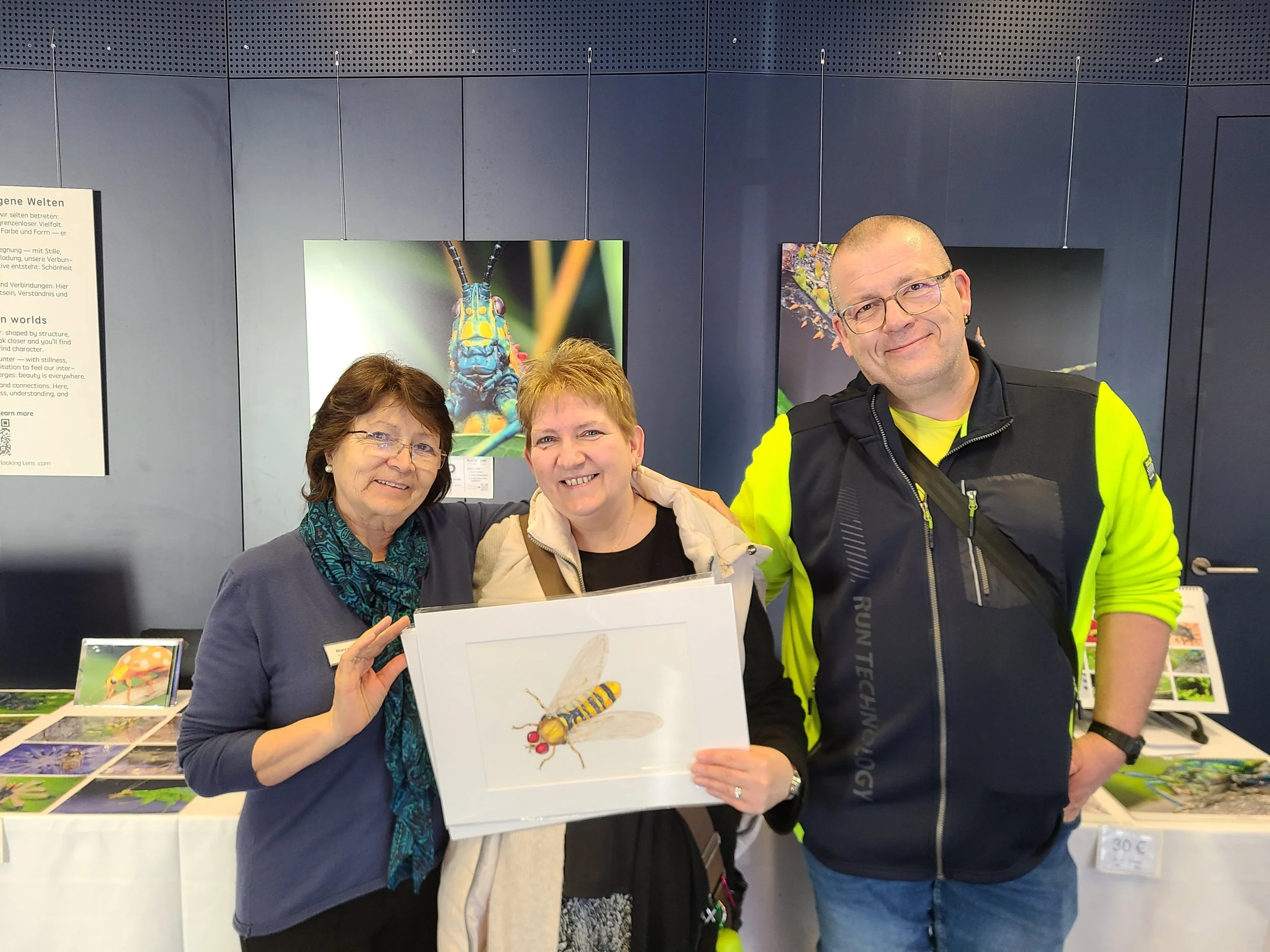 overlooking-lens-alpenzoo-customer-purchase-mother-two-watercolors.jpg