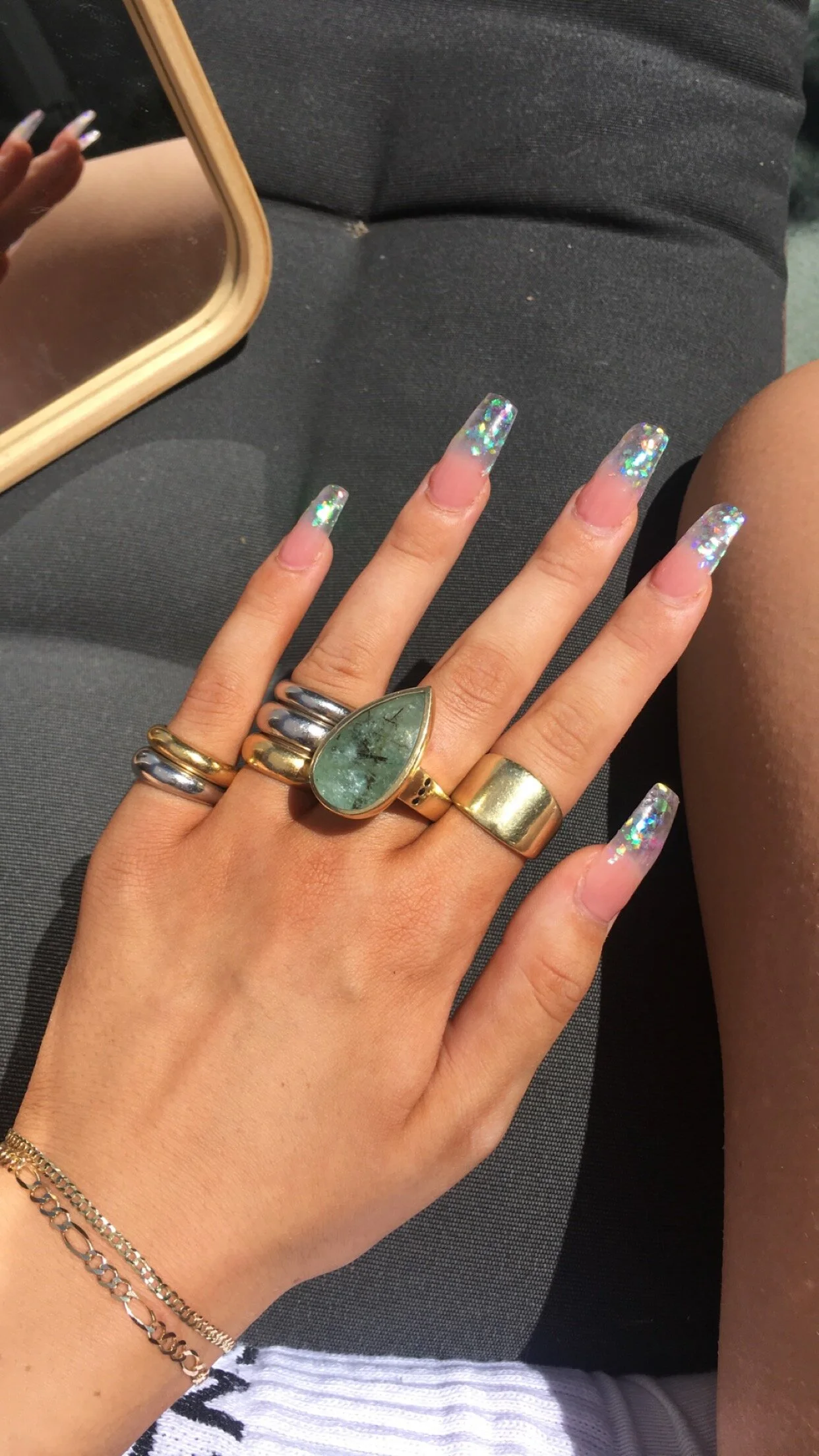 AB5AD775-66F1-4073-BB5A-42B36D4EC566