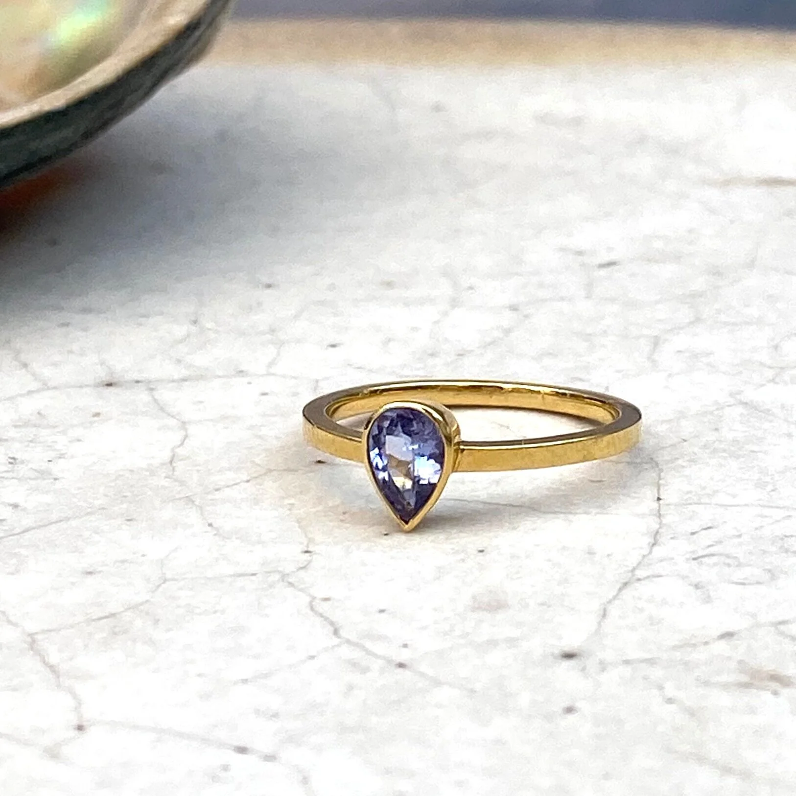 83C66F7C-972F-4DFE-B4A4-9331E5AE5001