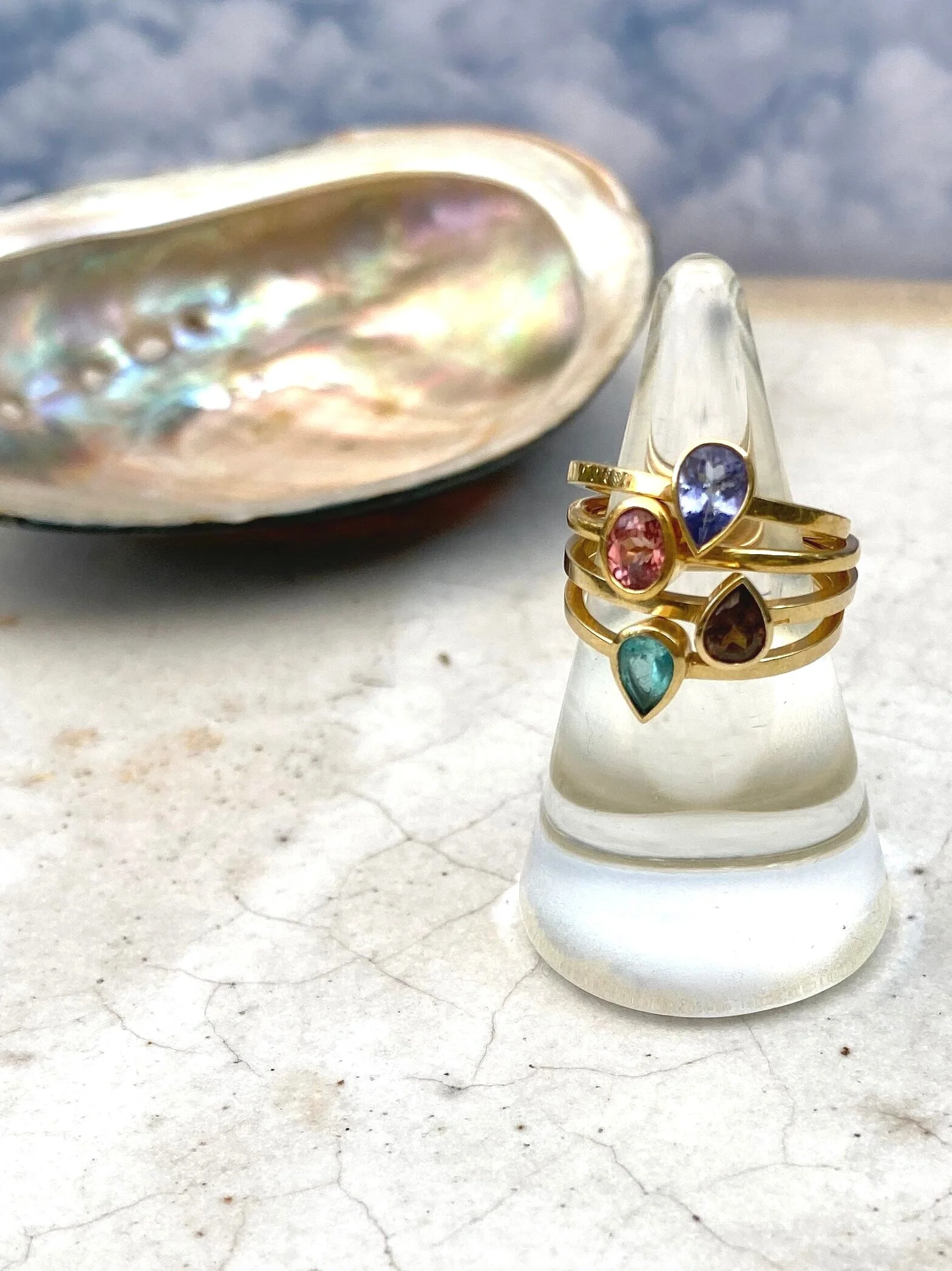 5AFB6B4B-636C-498D-9BA9-4F1DB1DDBDDE