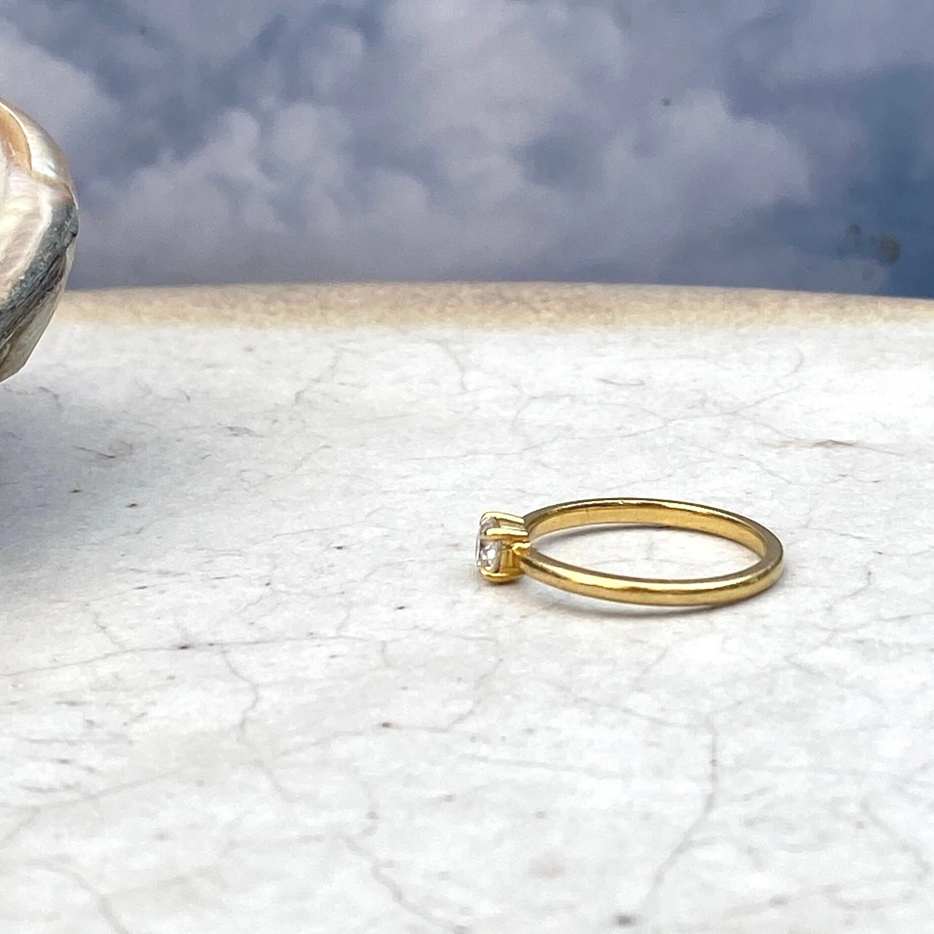 EE348741-C35C-4B1F-9BF2-13A50416570A