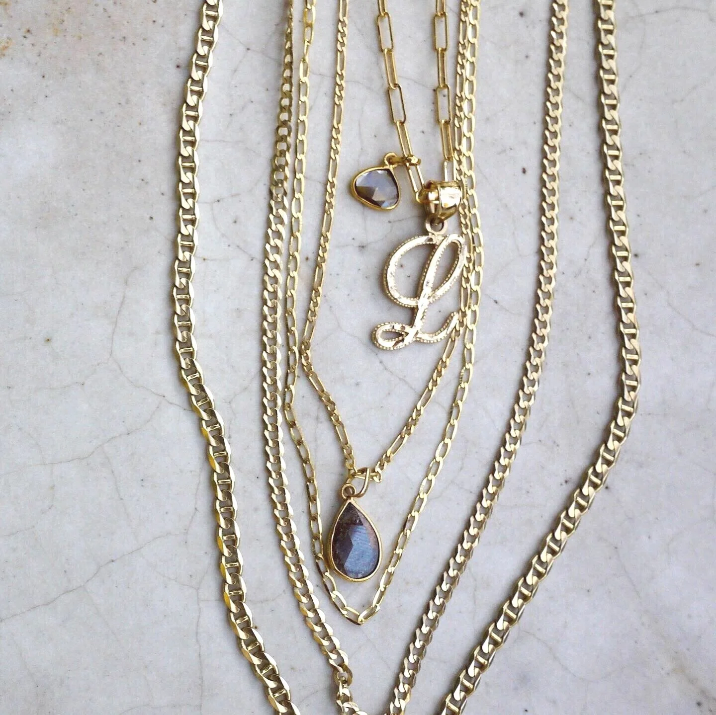 A24F6C53-2955-48E6-BA53-36BF0A040C9F